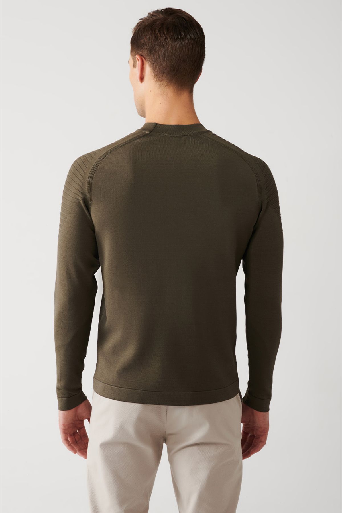 Avva-Men's Khaki Crew Neck Rayon Knitwear Sweater A32Y5006 5