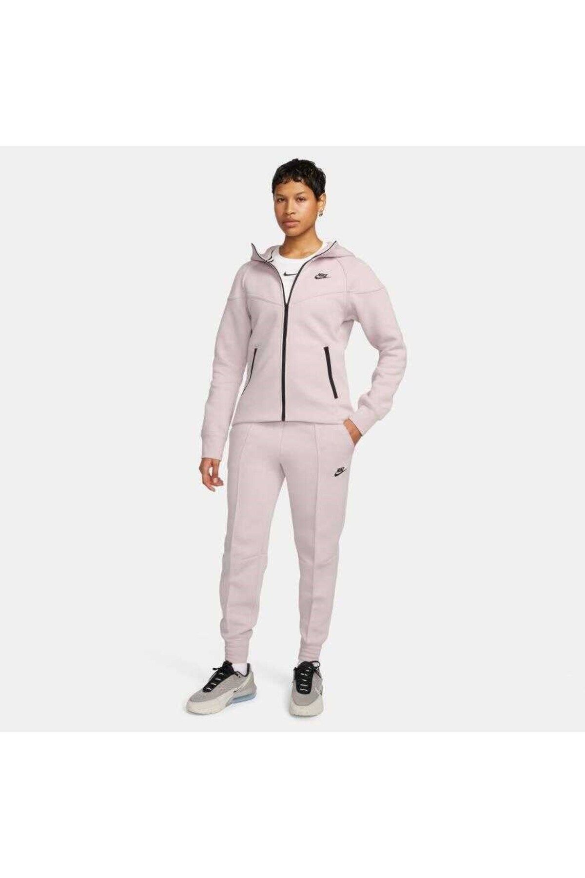 Nike-Nsw Tech Fleece Mr Jogger Women's Sweatpants - Fb8330-019 7