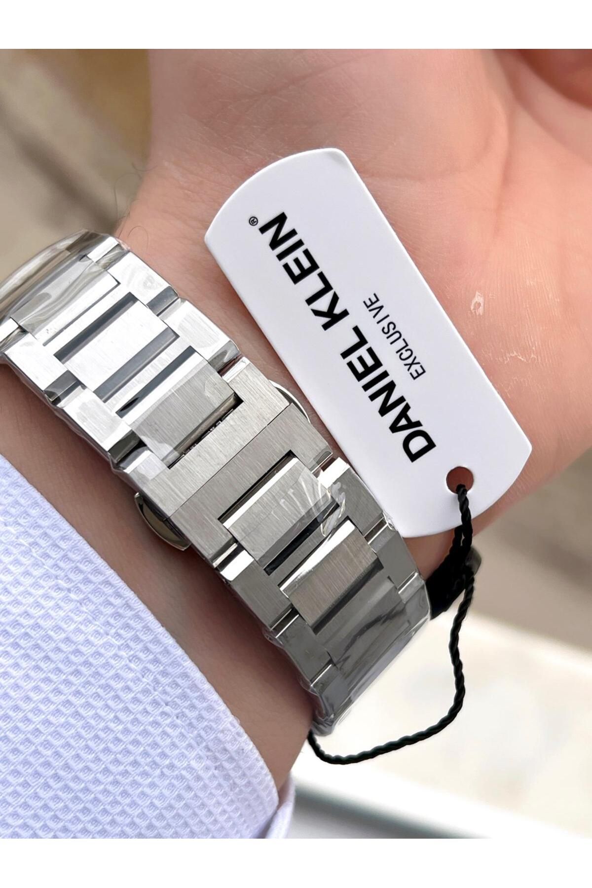 Daniel Klein-Men Wrist Watch with Inner Functions Active 30 Mt Water Resistant Fdk.13451F6 4