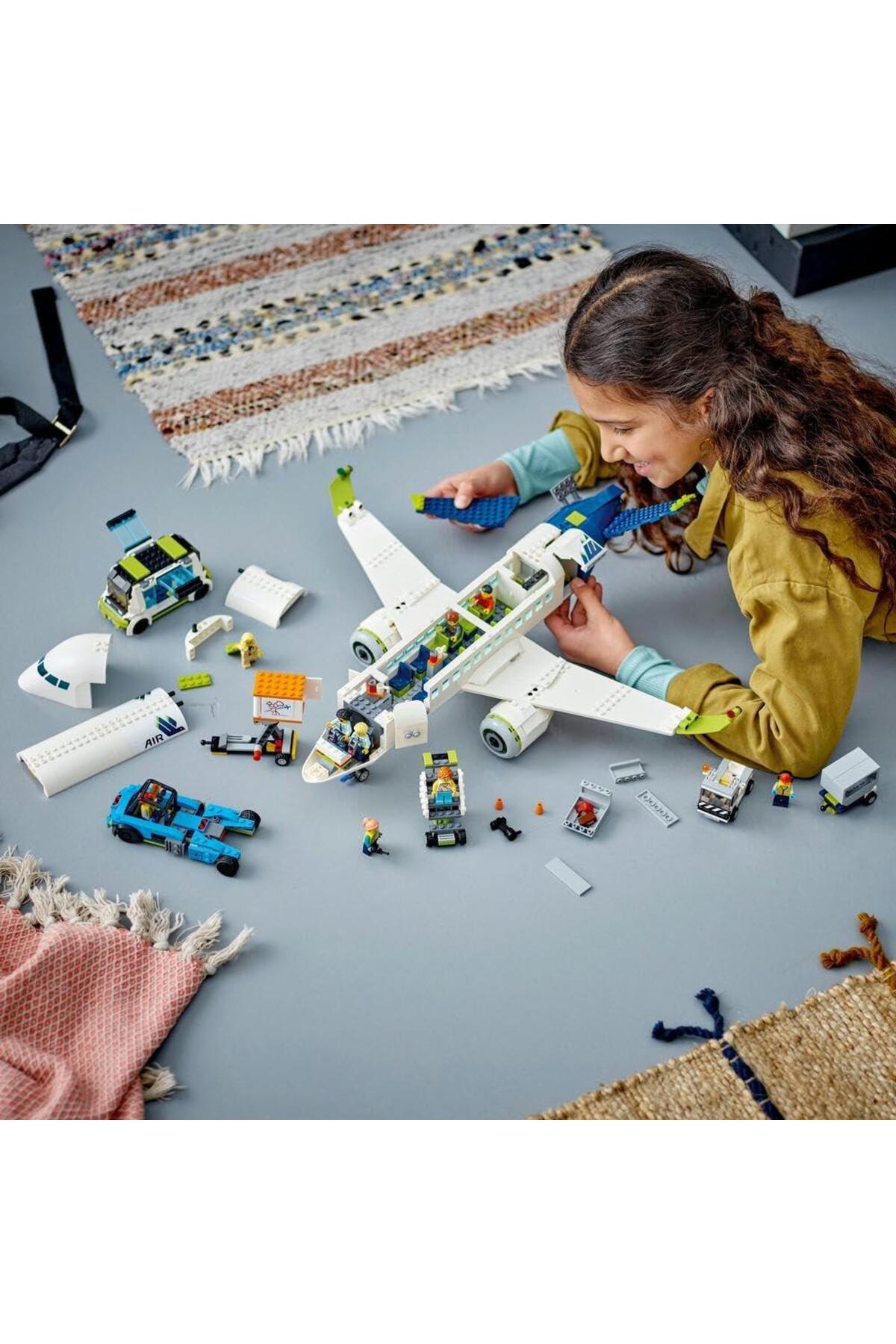 هواپیمای مسافربری شهری ۶۰۳۶۷، مجموعه ساختنی اسباببازی خلاقانه برای کودکان و علاقهمندان به هواپیما (۹۳۰ قطعه)