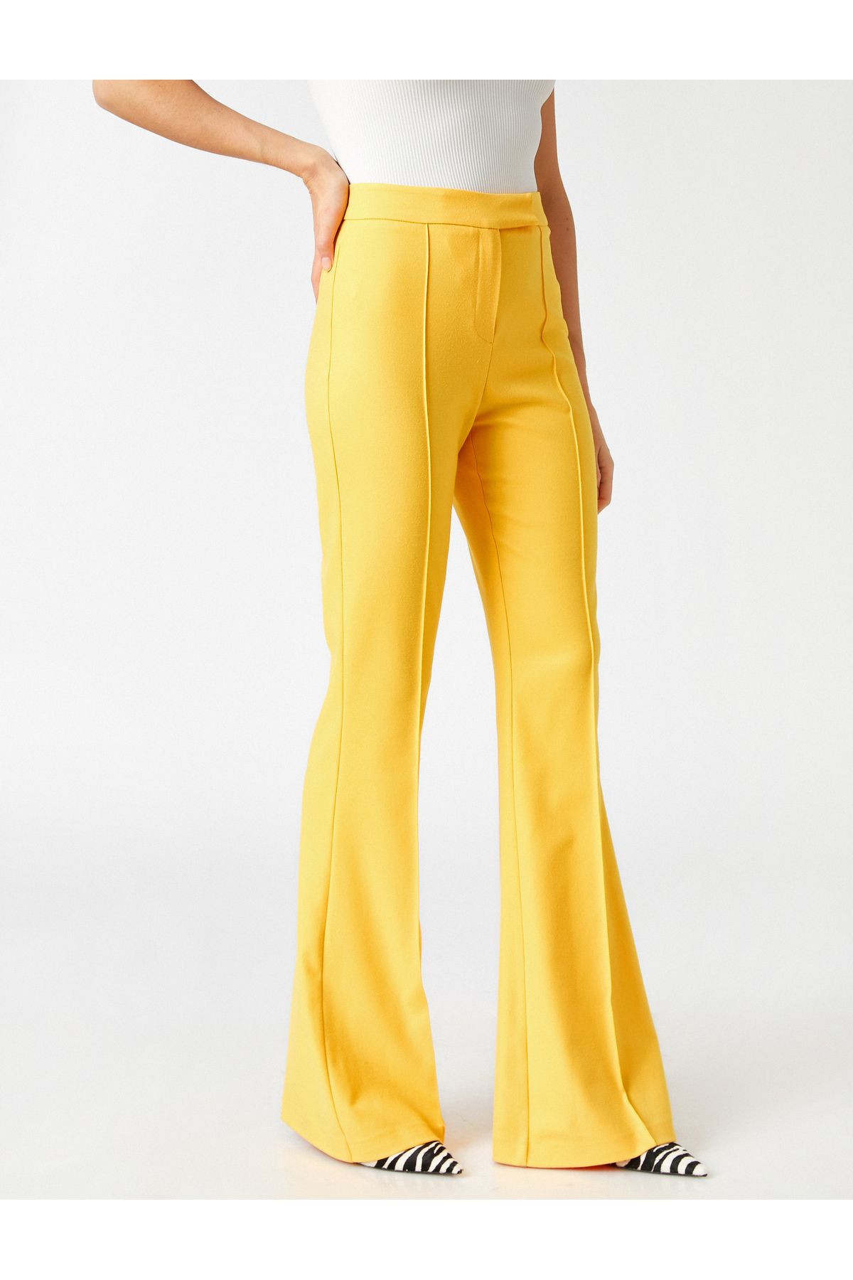 Koton-Melis Ağazat X - Ribbed Flare Leg Trousers 4