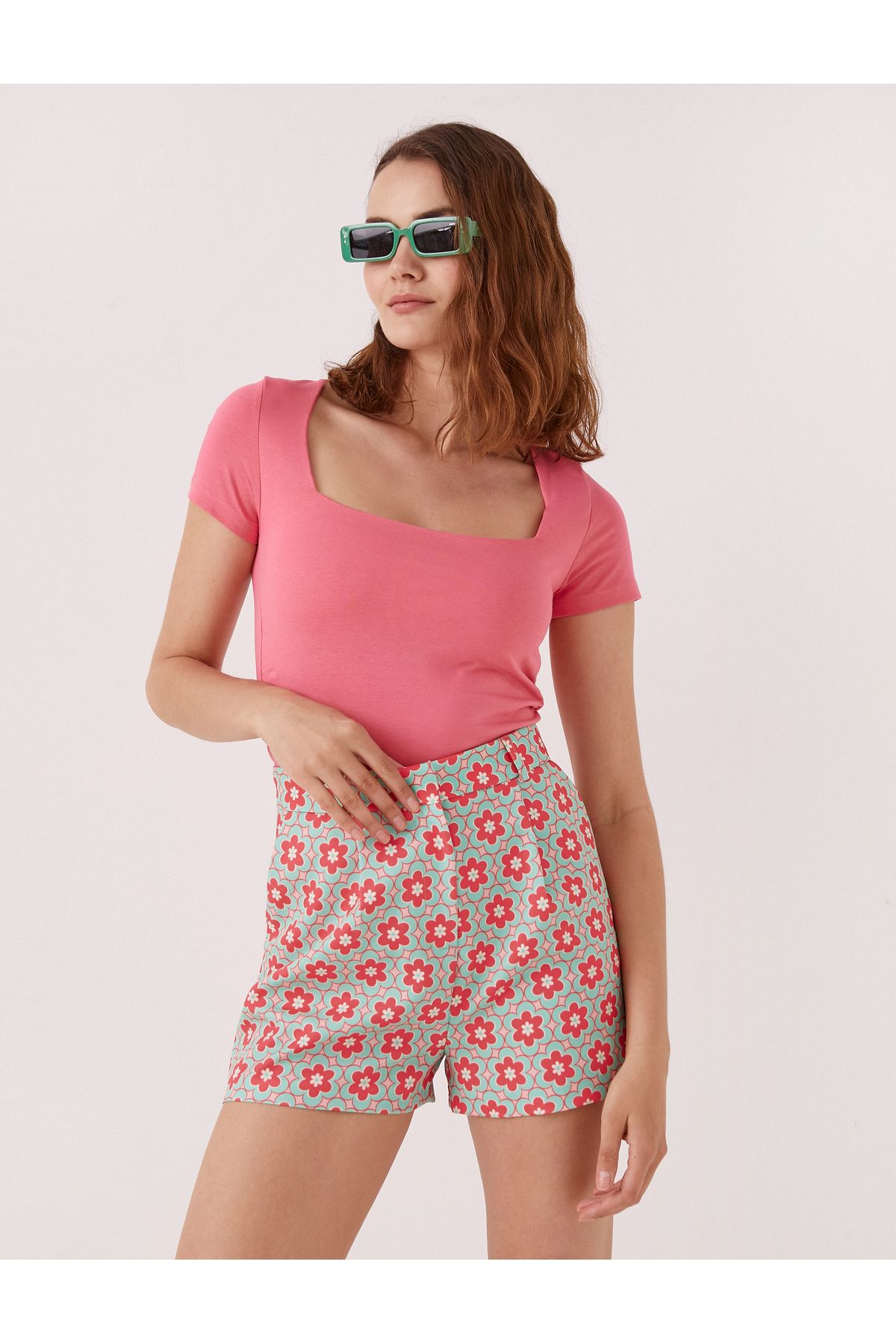 complete the look image