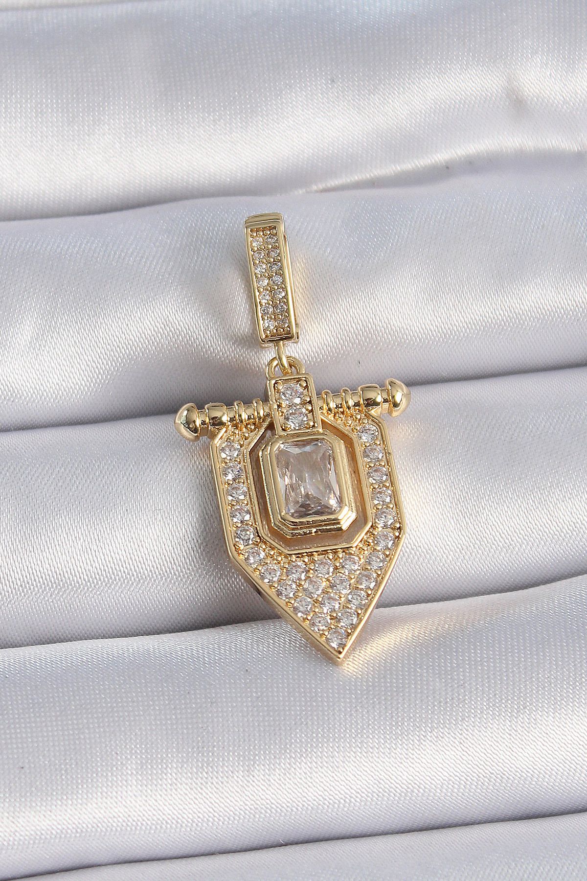 BirdoluSepet Pirinç Gold Renk Baget Zirkon Taşlı Ajda Charm