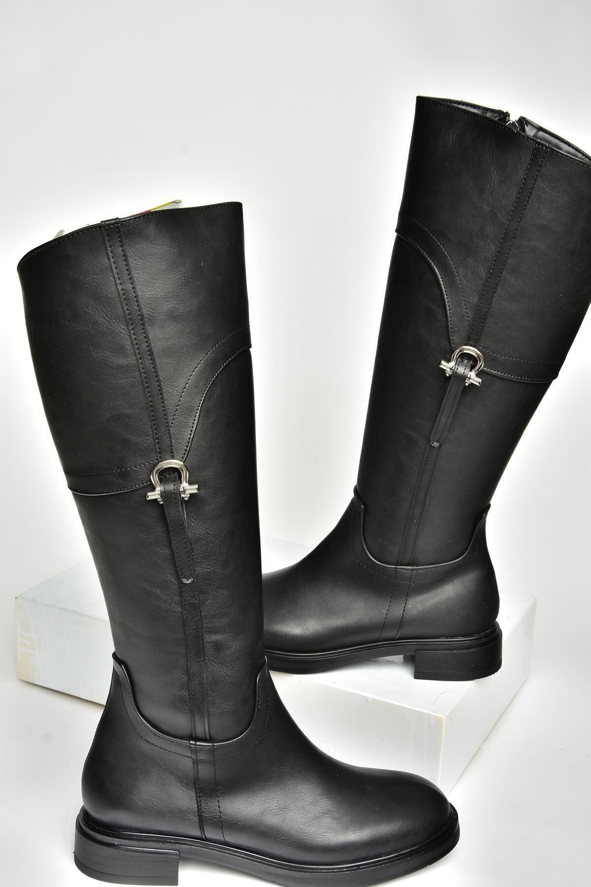 Fox Shoes-T 973600609   Schwarze Damenstiefel – flache Sohle 6