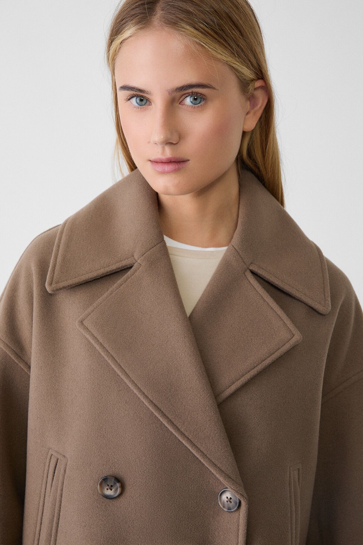 Stradivarius-Short Double-Breasted Jacket 4