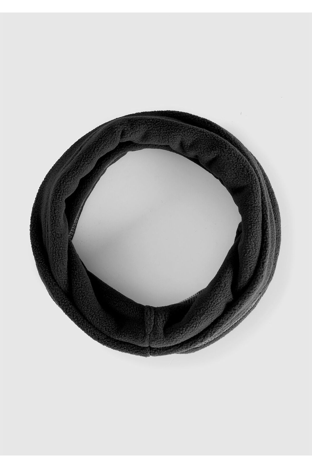 United Colors of Benetton Guler Pentru Gât Din Lână Brodat Cu Logo Negru Pentru Băiat Masculin - One Size
