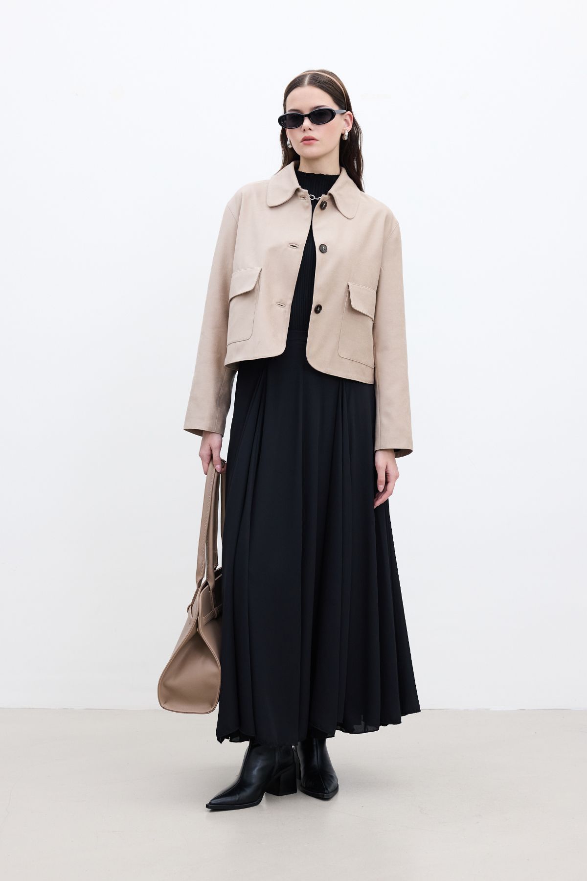 complete the look image