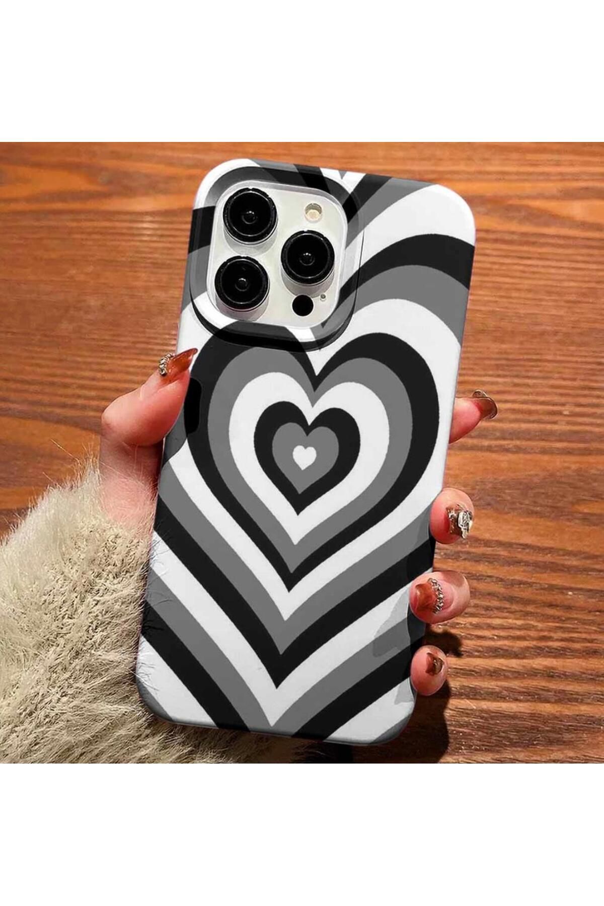ENITAN İphone 16 İle Uyumlu Desenli Kalpli Kılıf