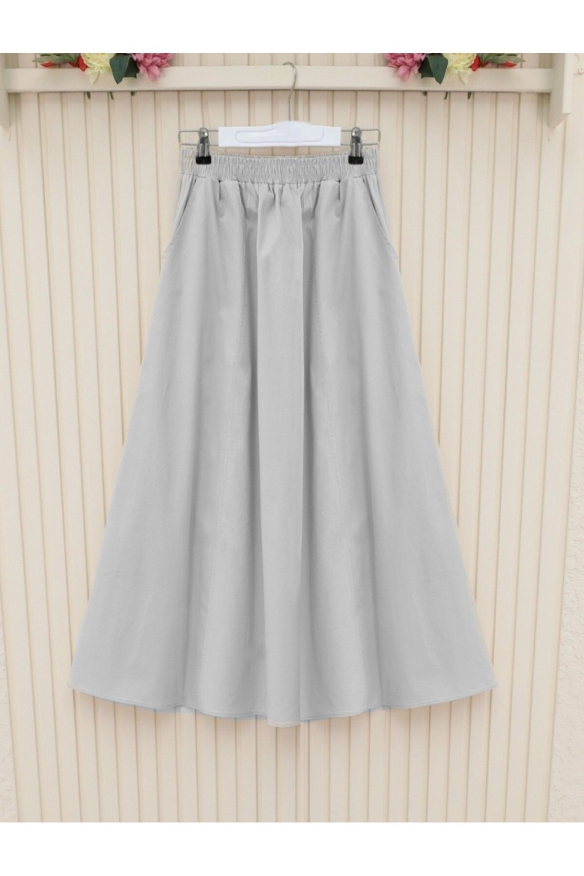 Modamorfo-Gabardine Skirt with Elastic Waist and Double Pockets 1