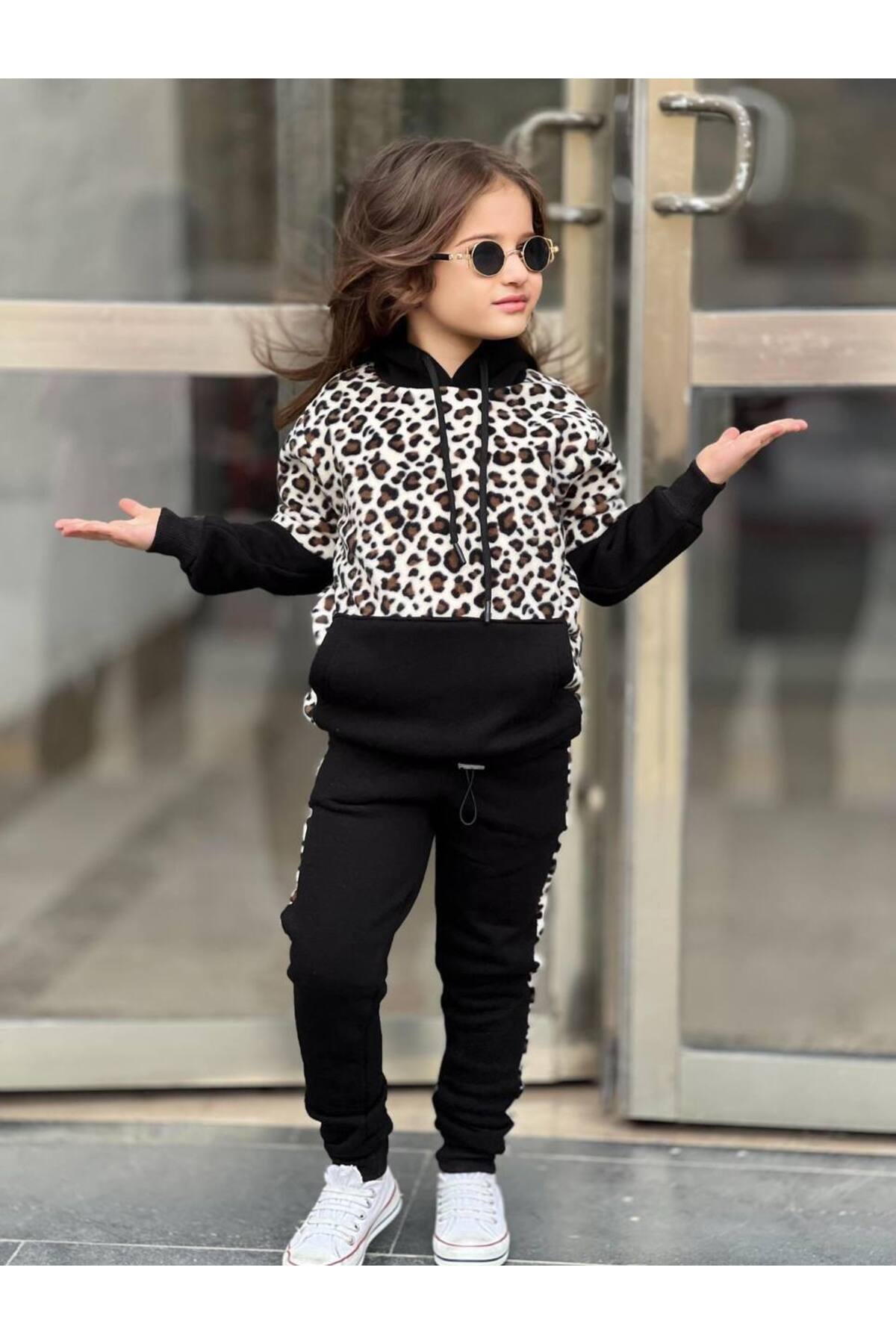 sinmm-Leopard Fleece Piece Children's Bottom Top Tracksuit Set Hooded 3 Strings Detailed Set 2