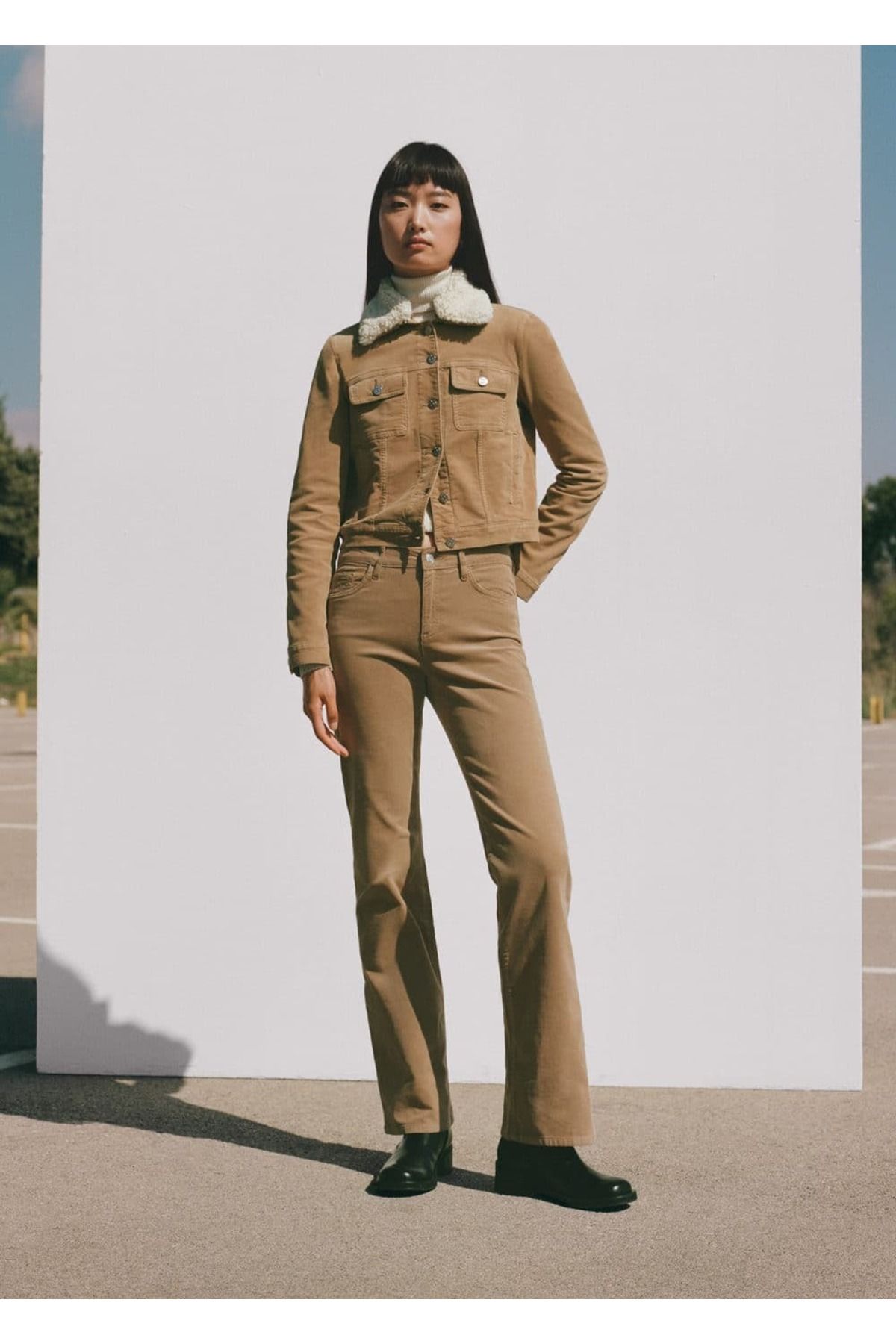 MANGO Woman-Corduroy Jacket with Fur Collar 7