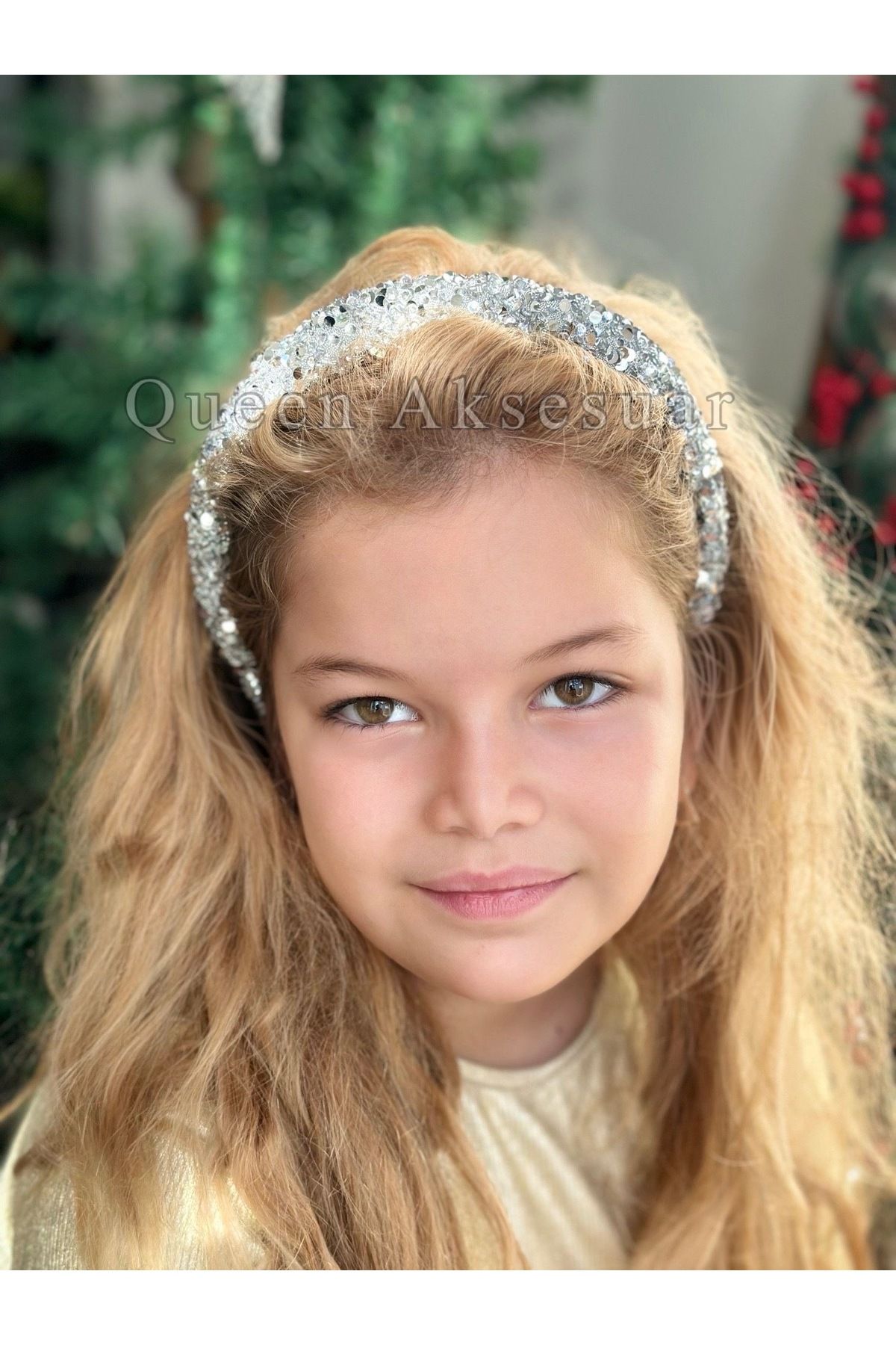 Queen Nelly-Luxury Mother of Pearl Stone Fancy Crown Female Child Special Occasion Crown with Bombed Sponge Silver Gray Color 4