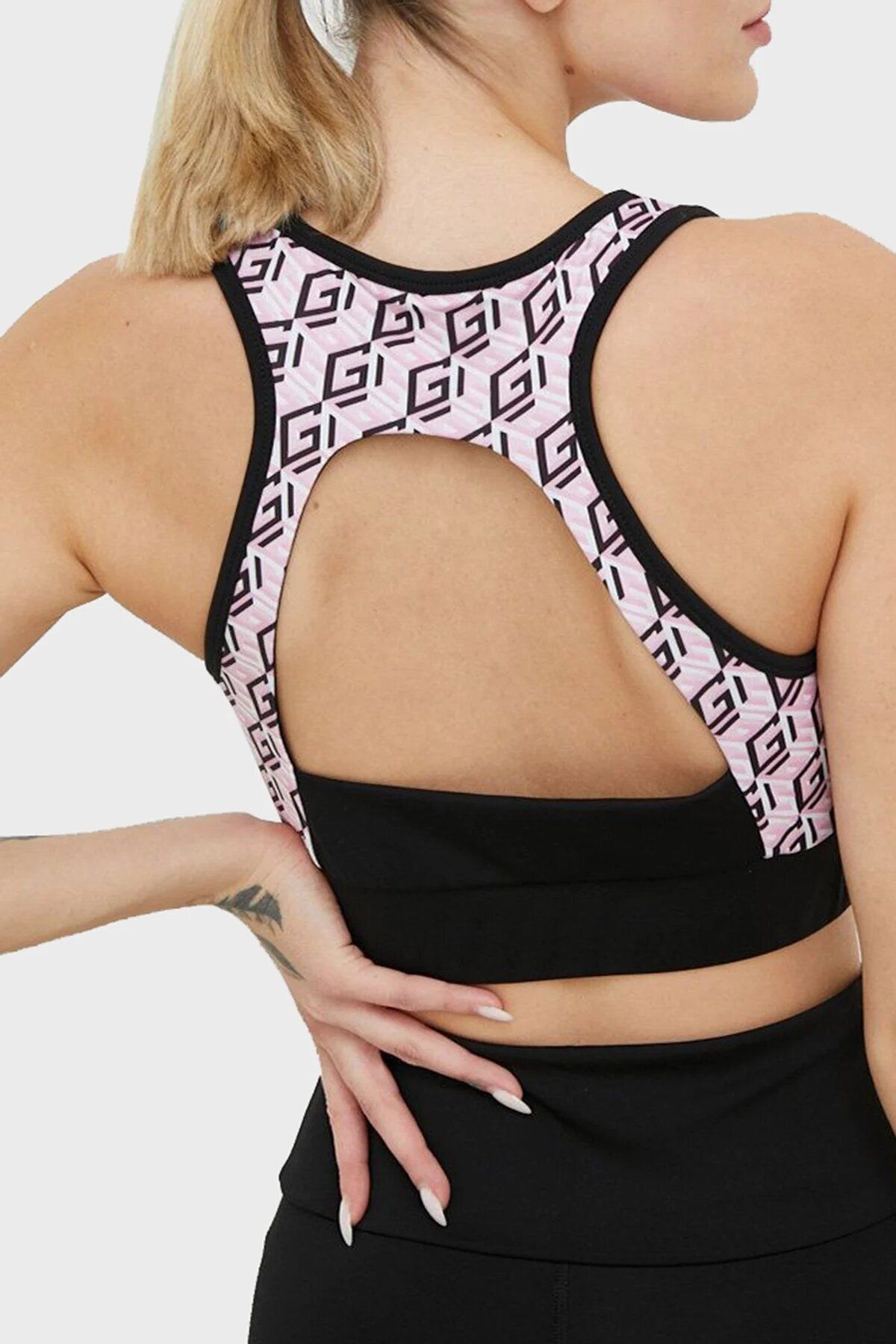 Guess-Bra 4