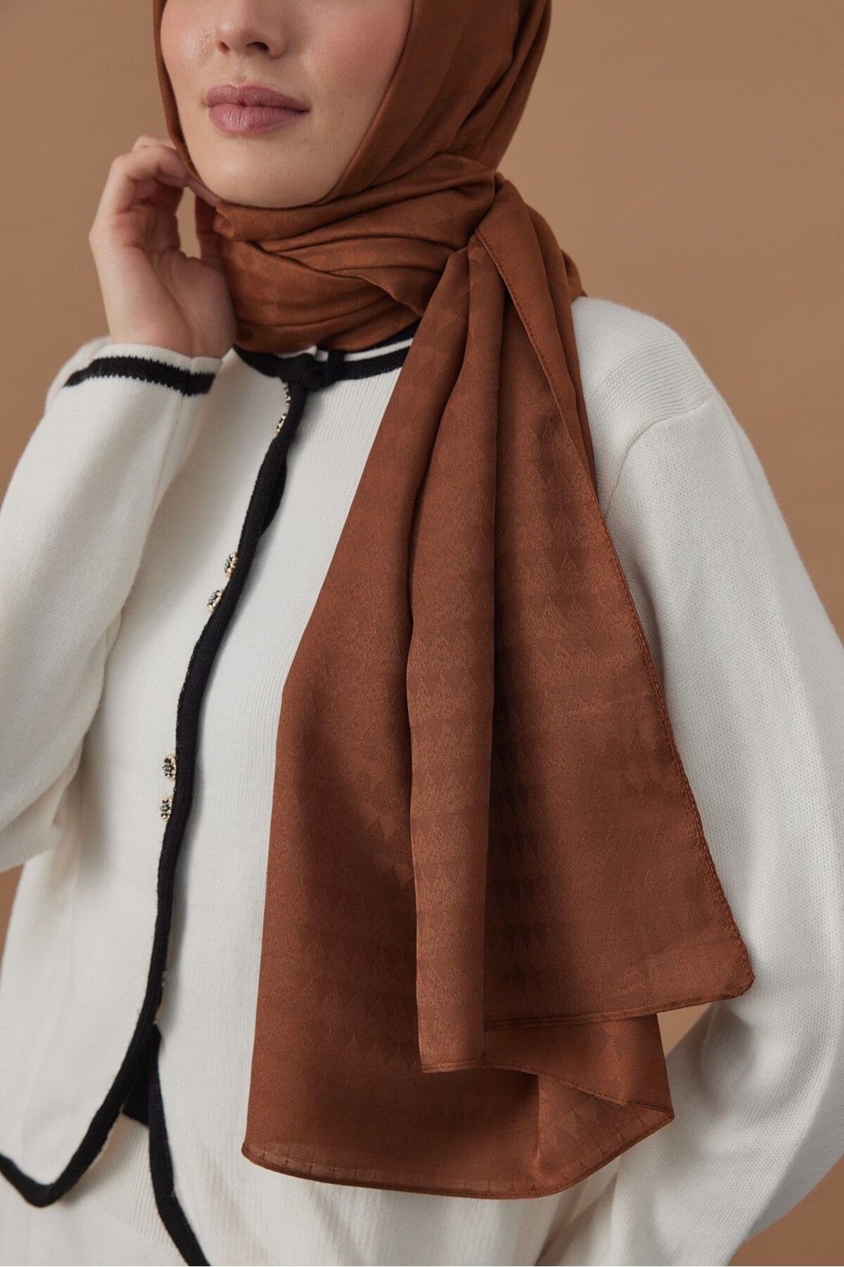 Modakaşmir-Soft Jacquard Series Triangle Pattern Shawl 2