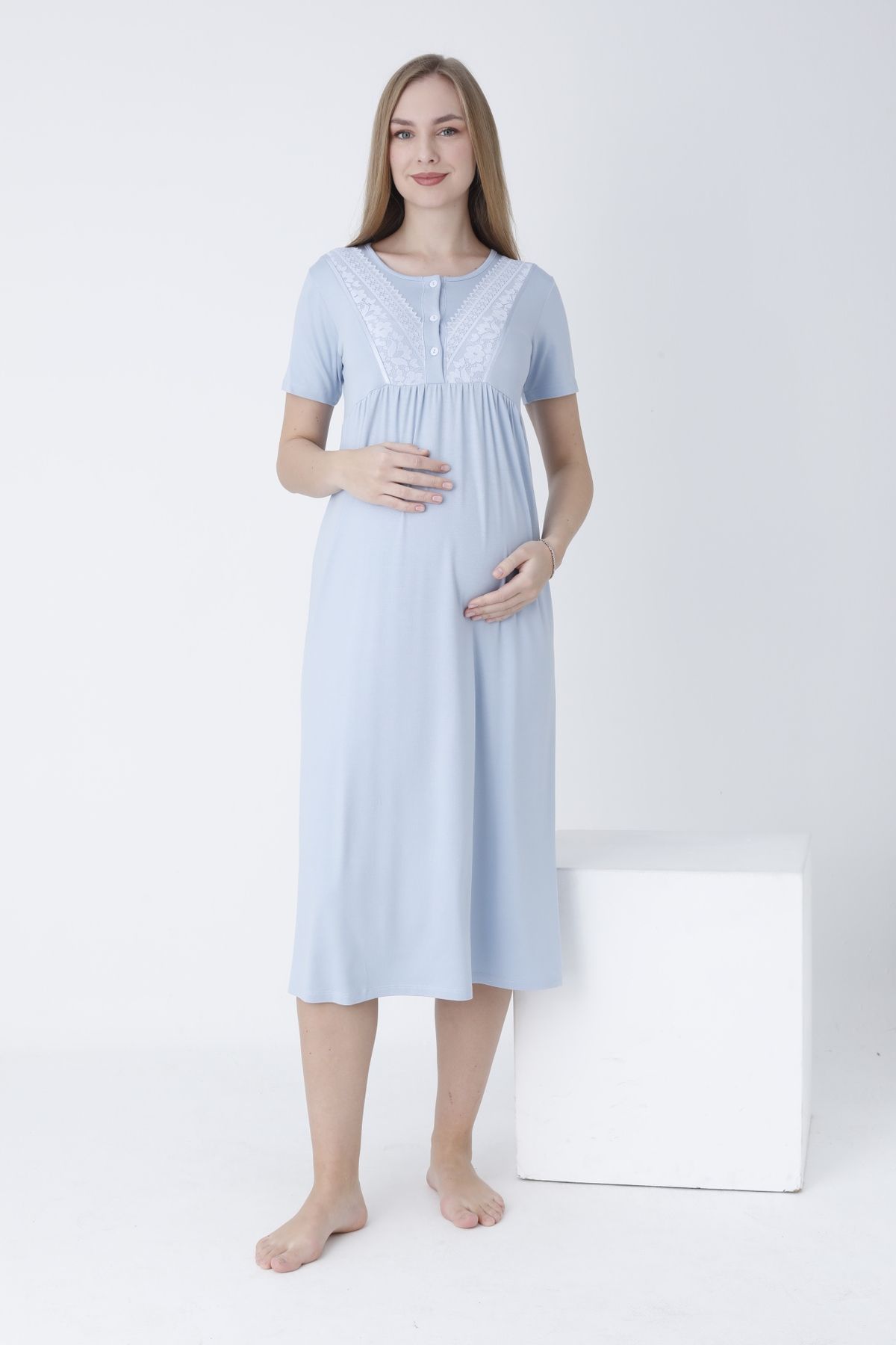 Miss Dünya Lissa-Lace Detailed Front Button Maternity and Maternity Nightgown Set with Dressing Gown 4