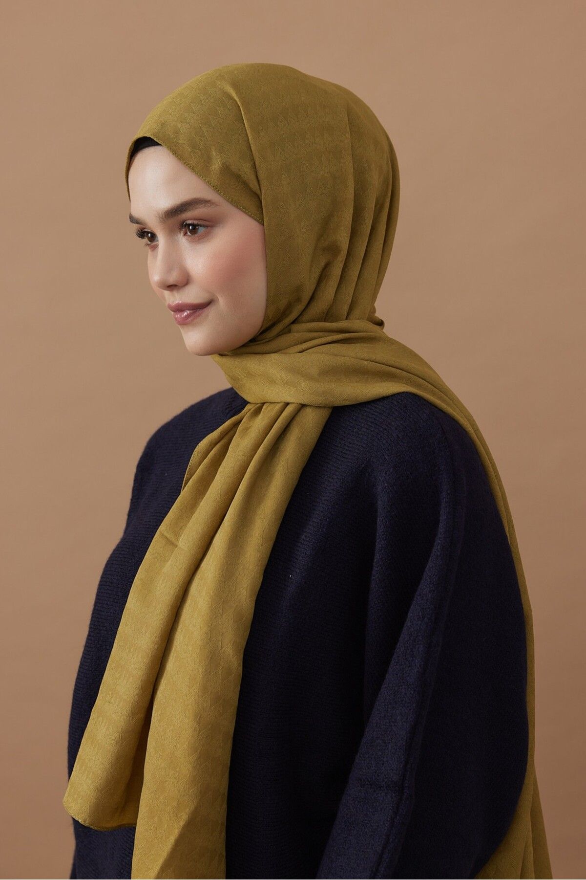 Modakaşmir-Soft Jacquard Series Triangle Pattern Shawl 3