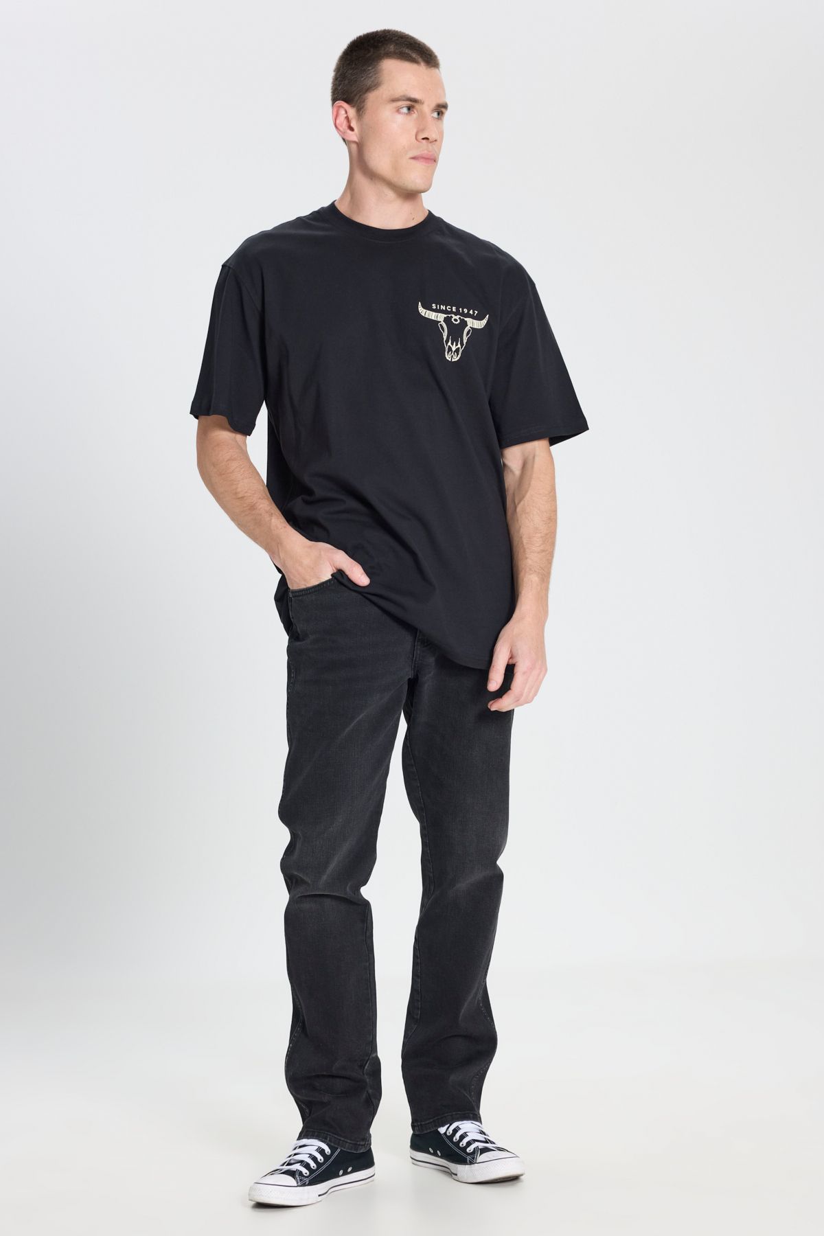 تی شرت مشکی مردانه سیاه یقه دوچرخه W241299001 شل و Wrangler