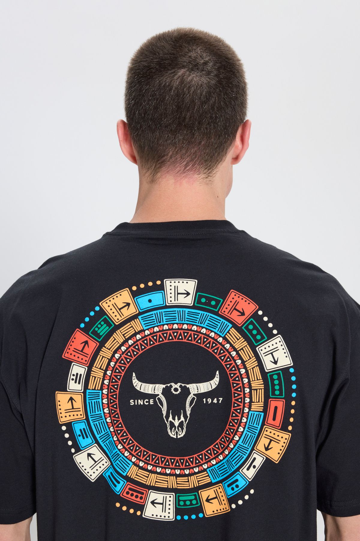 تی شرت مشکی مردانه سیاه یقه دوچرخه W241299001 شل و Wrangler