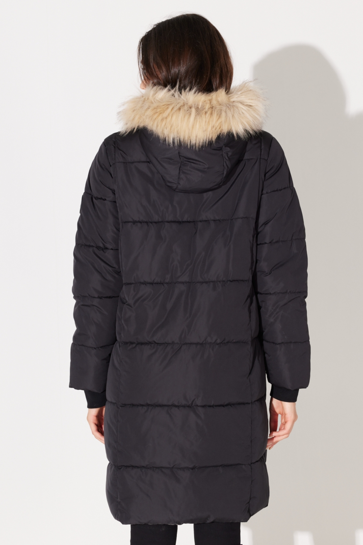 Lee  Regular Fit Normal Kesim Kapüşonlu Uzun Siyah Şişme Mont - Görsel 8