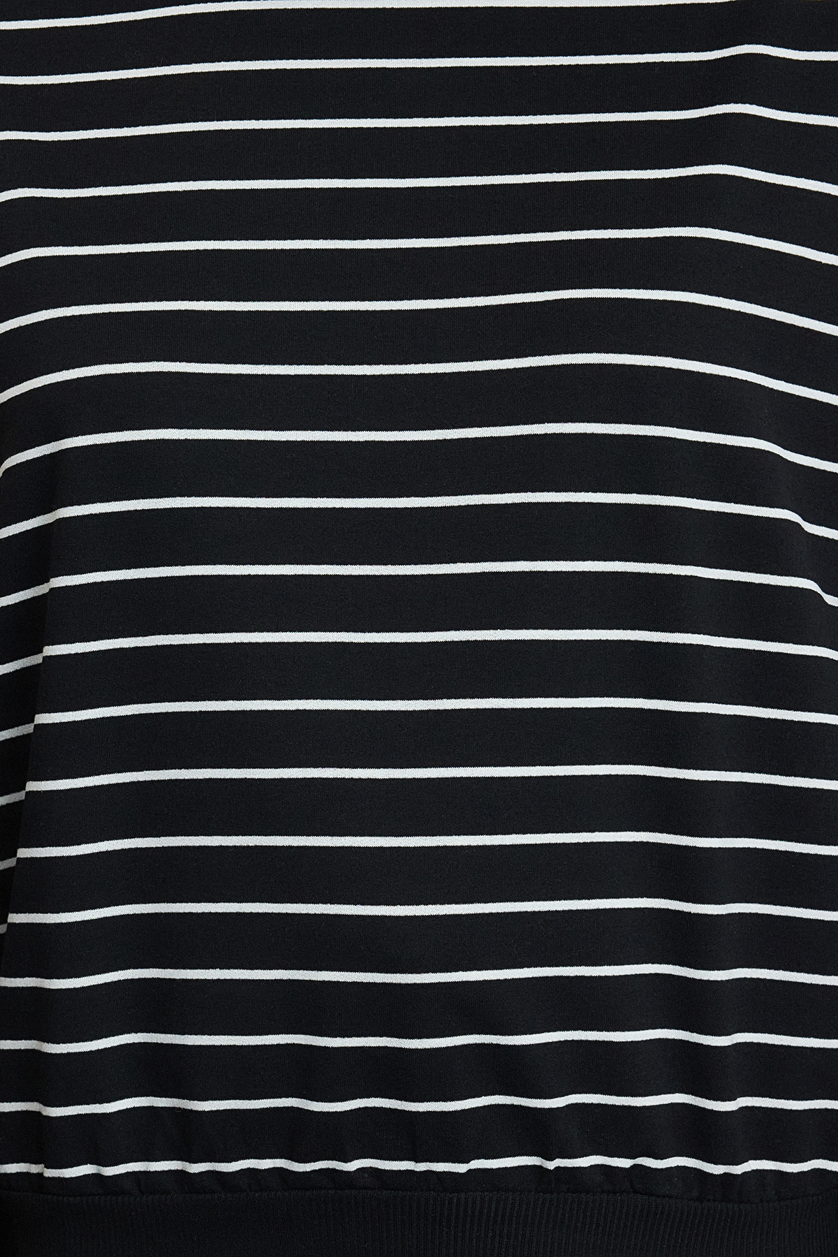 Trendyolmilla  Siyah 2 İplik Bisiklet Yaka Çizgili Regular Örme Sweatshirt TWOAW25SW00324 - Görsel 6