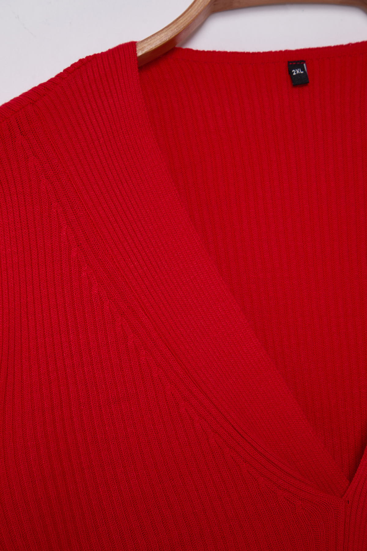 Trendyol Curve-V-Neck Red Knitwear Sweater - Front Knot Detail TBBAW24AN00101 15