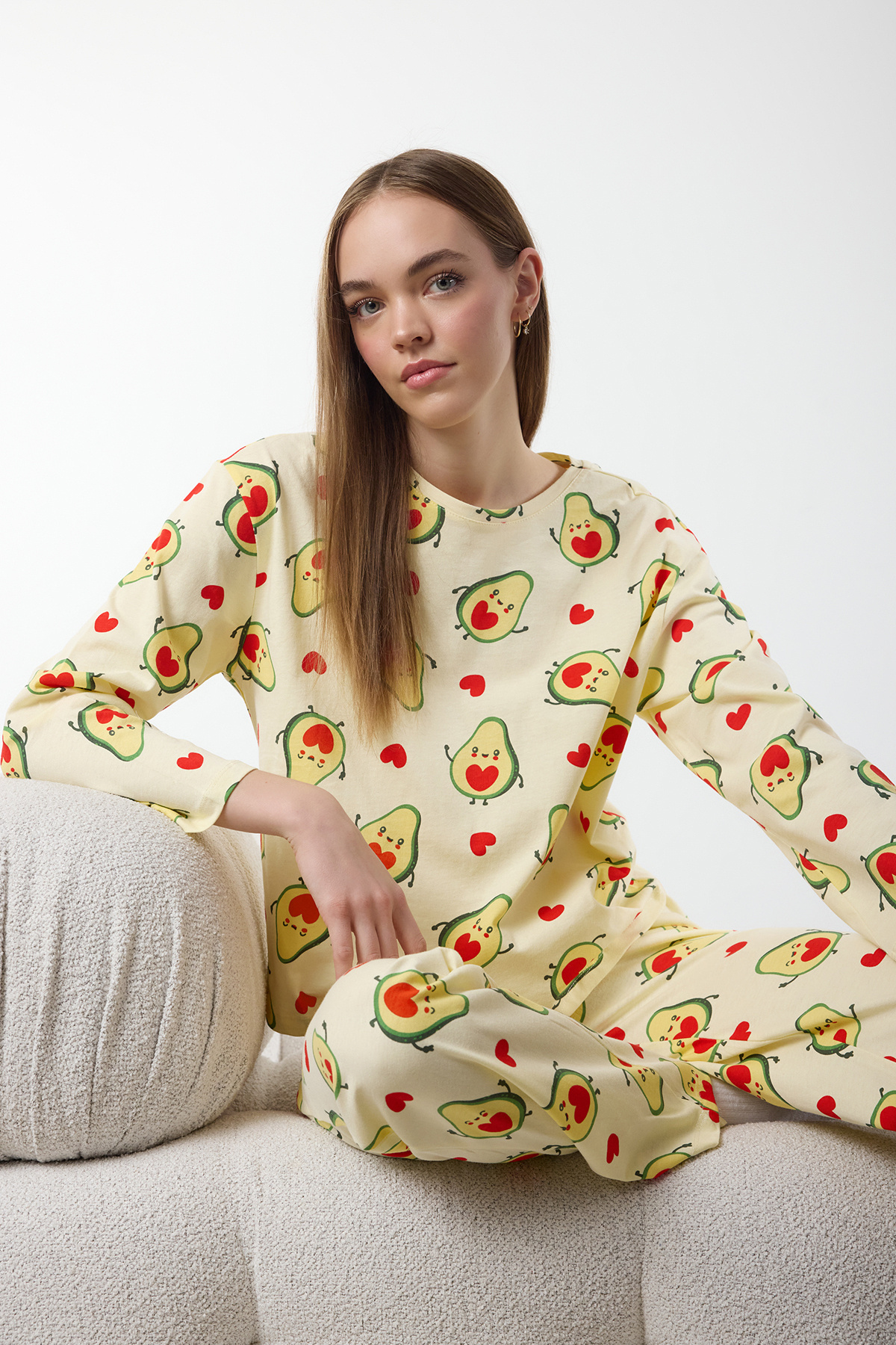 Trendyolmilla  Yeşil-Çok Renkli %100 Pamuklu Avokado ve Kalpli Örme Pijama Takımı THMAW25PT00078 - Görsel 2