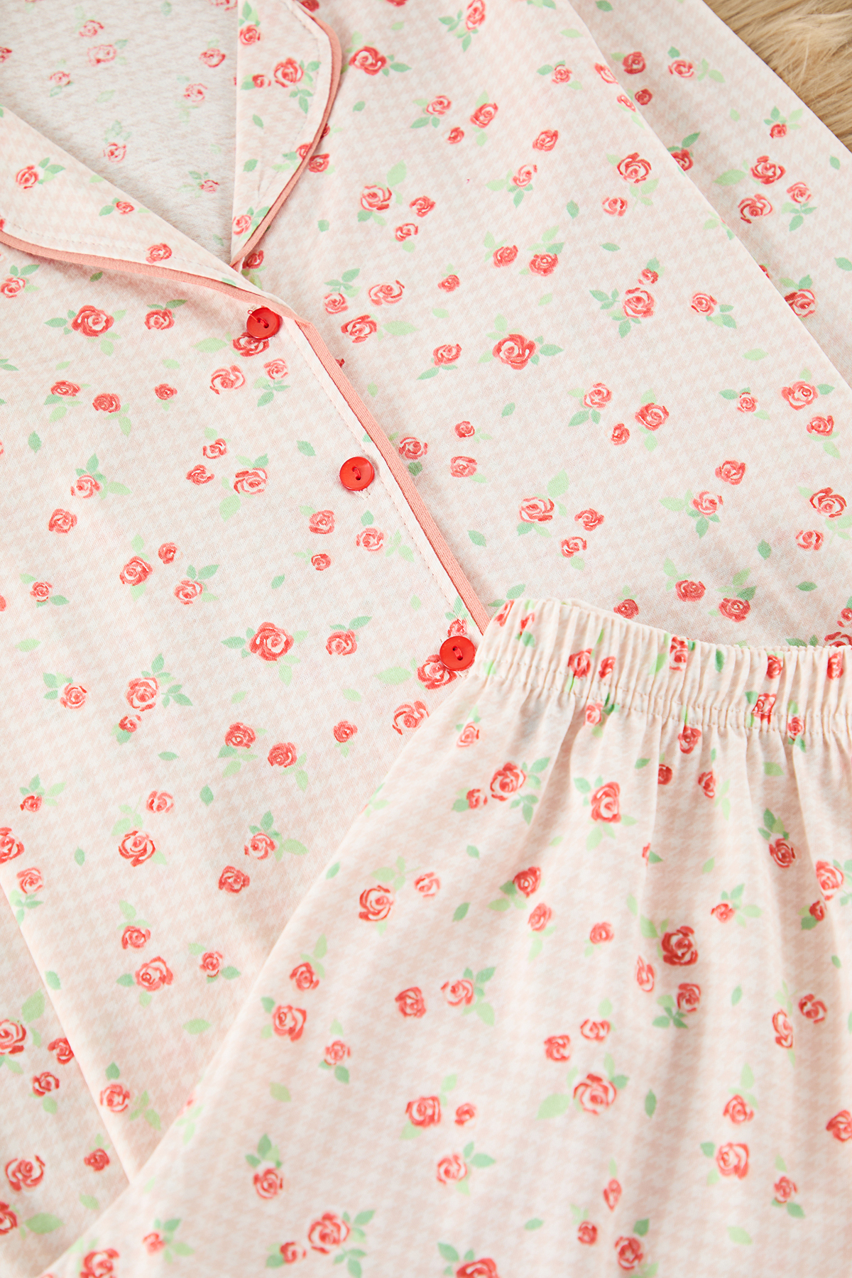 Trendyolmilla  Ekru %100 Pamuklu Çiçekli Biyeli Örme Pijama Takımı THMAW25PT00202 - Görsel 7