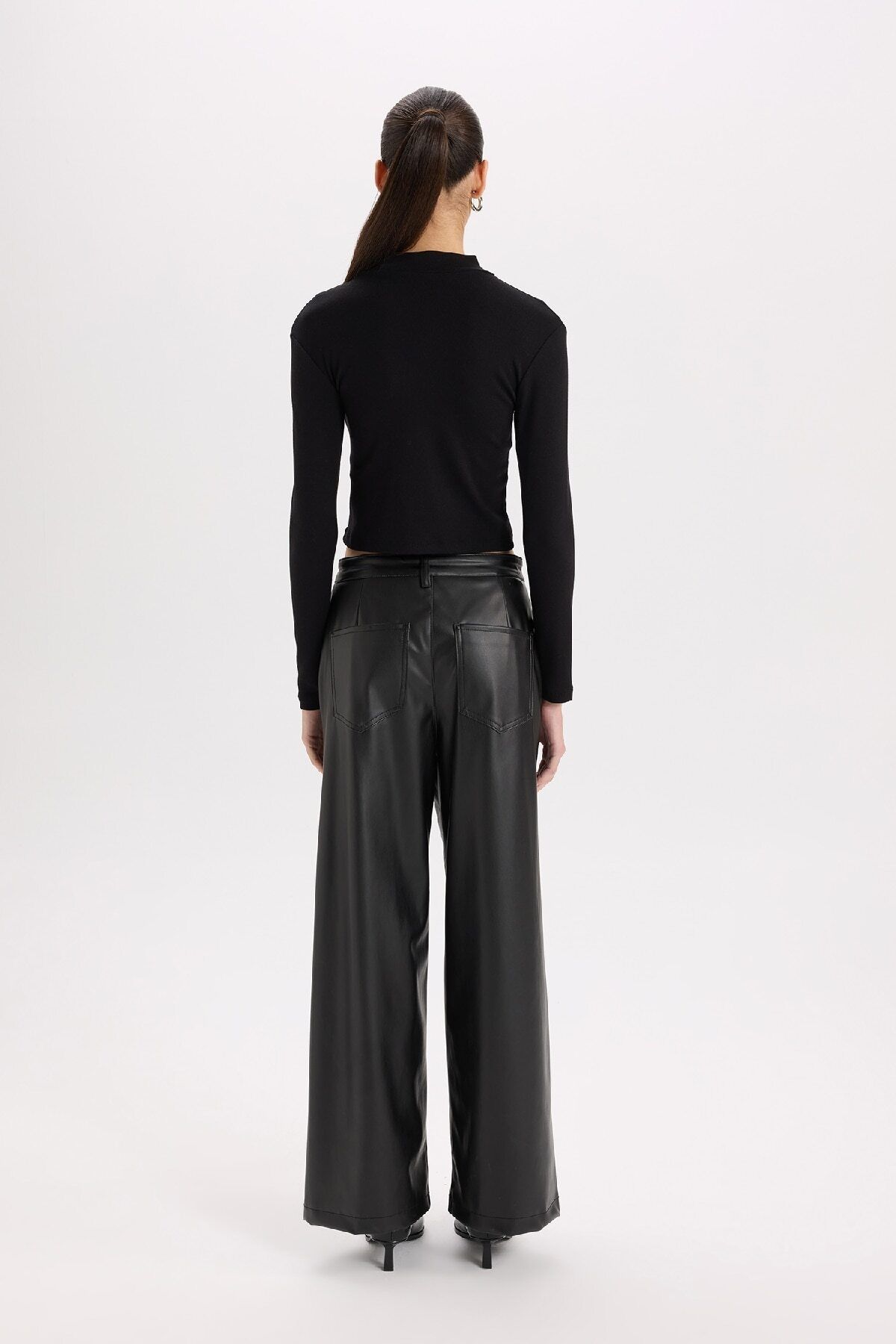 DeFacto-Culotte Kunstleder-Winterhose mit Taschen, hoher Taille, weites Bein, D9372ax24au 8