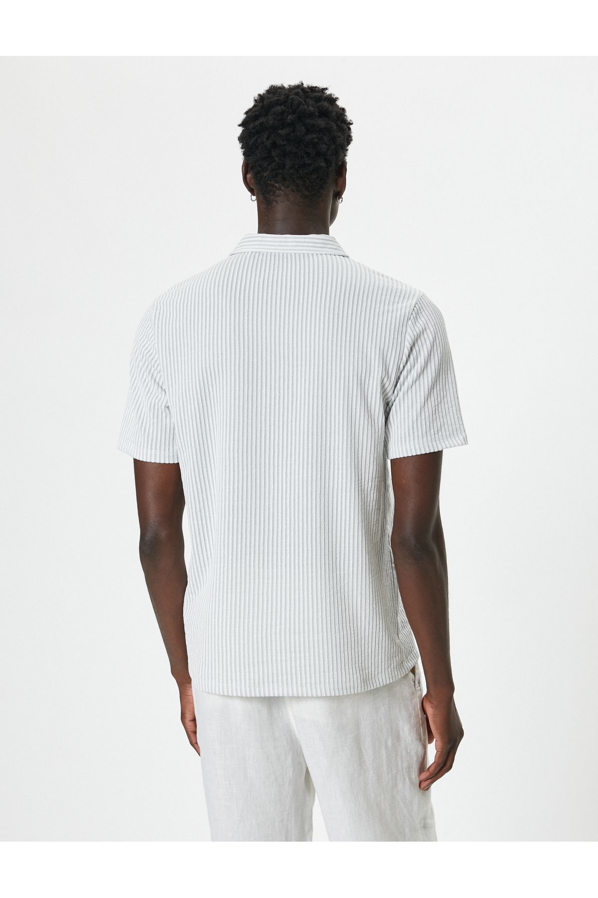 Koton-Short Sleeve Polo Neck T-Shirt - Button Detail 4