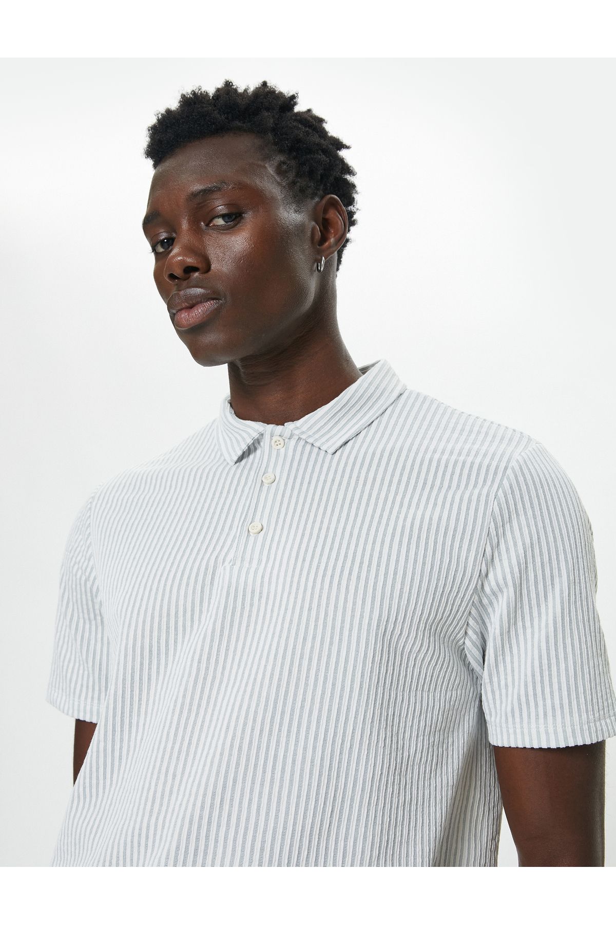 Koton-Short Sleeve Polo Neck T-Shirt - Button Detail 1