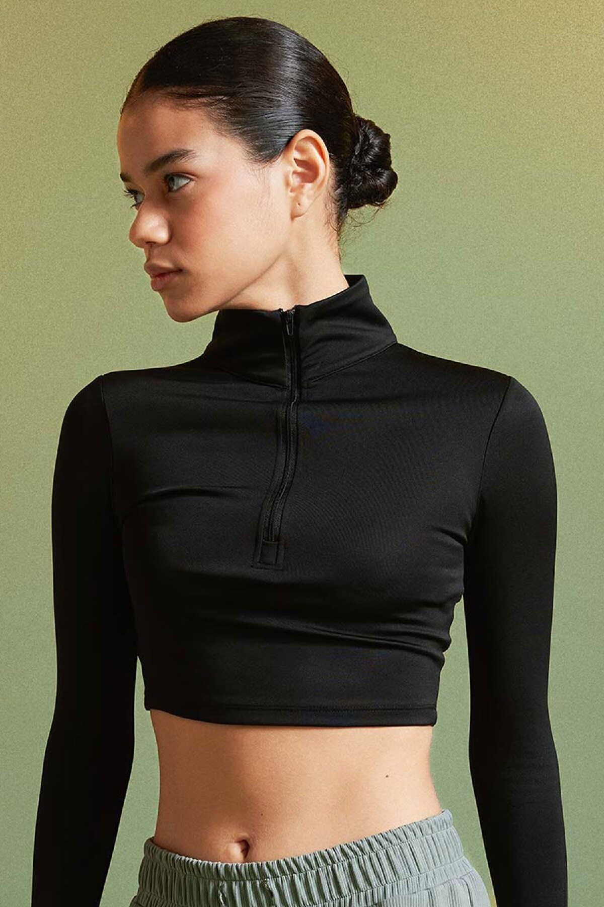 DeFacto Slim Fit Sportowa Koszulka Z Długim Rękawem I Zamkiem Błyskawicznym W0343az24sp Kobieta - S