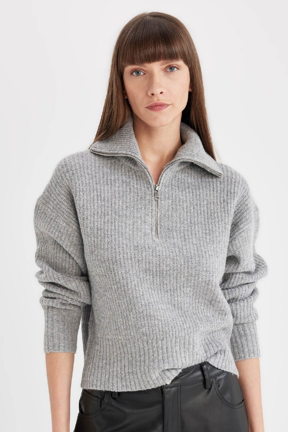 DeFacto-Gray Relax Fit Half Zippered Stand Collar Thessaloniki Fabric Sweater C9058Ax24Wn 1