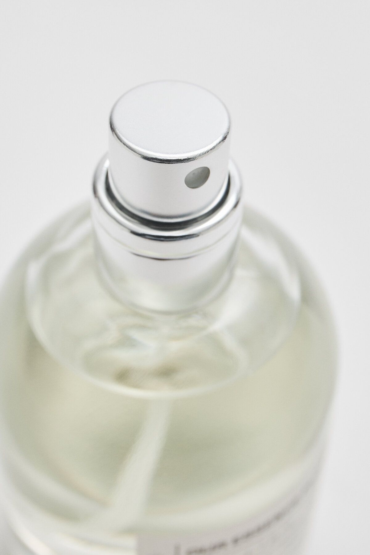 عطر زنانه N.129 EAU DE ما اورجینال Stradivarius