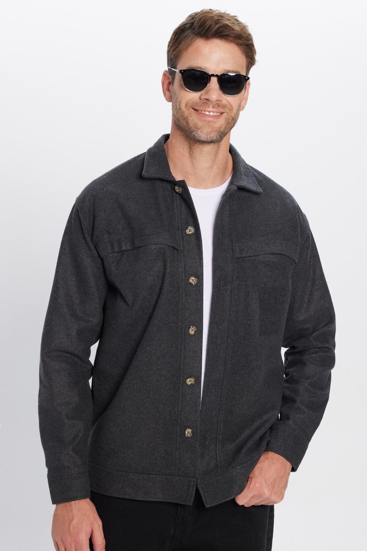 Tudors-Men's Relax Fit Relax Cut Lumberjack Lapel Double Pocket Solid Winter Shirt 1