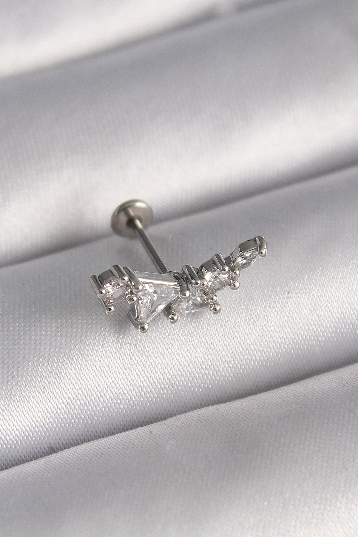 Maristas Çelik Gümüş Renk Zirkon Taşlı Tragus Piercing
