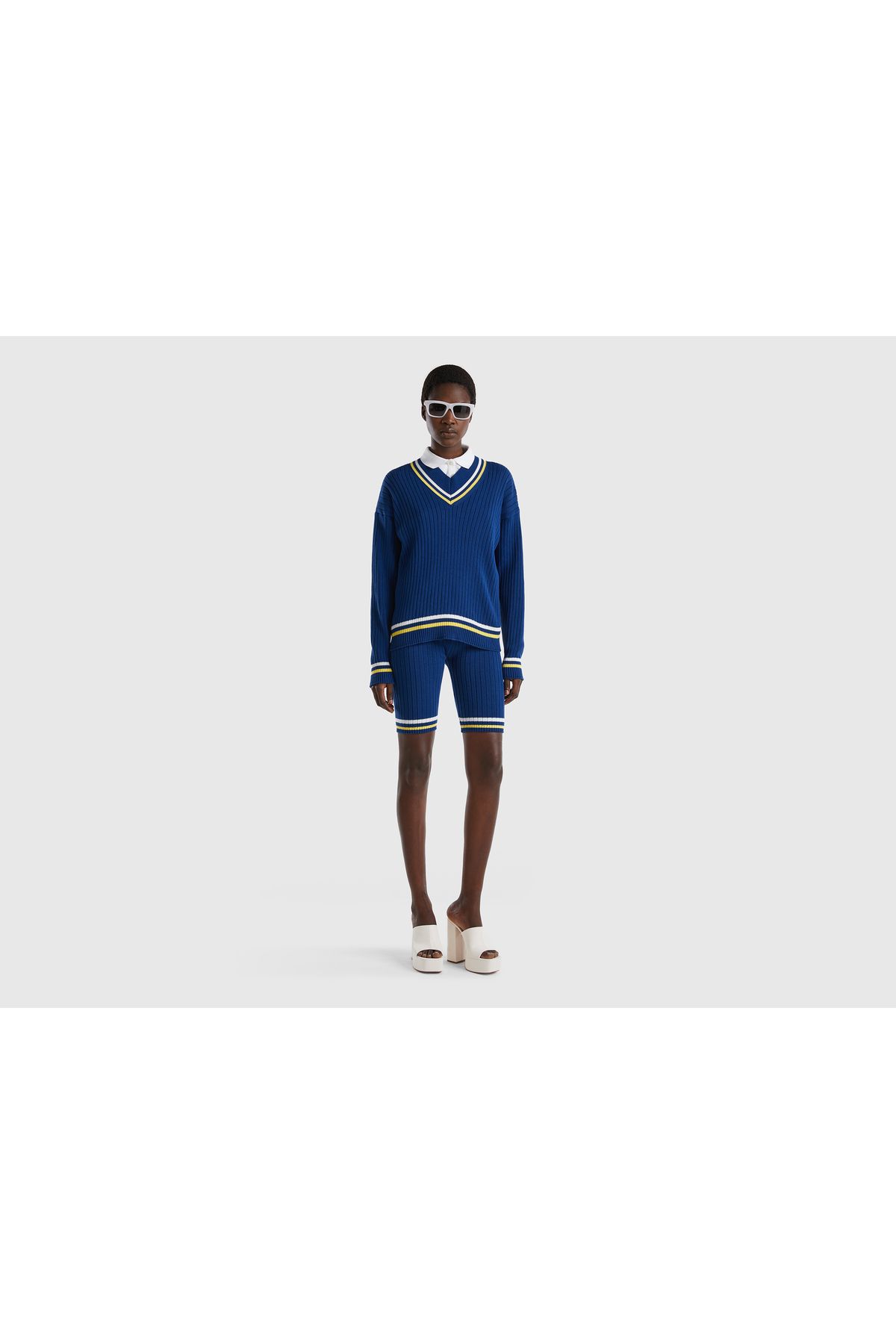 United Colors of Benetton-Damskie granatowe, mieszane, prążkowane, dzianinowe legginsy bermudzkie 5