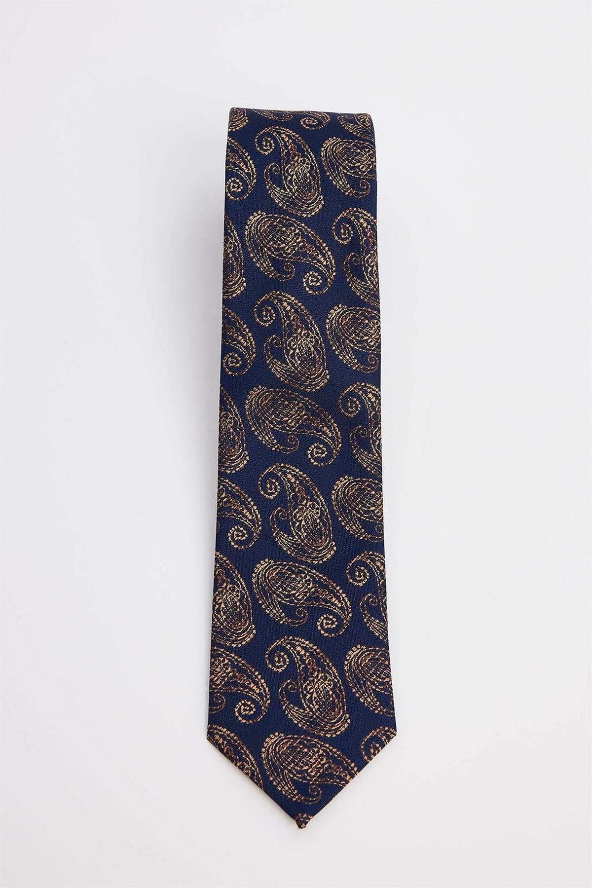 Tudors-Classic Pocket Handkerchief Patterned Tie 1