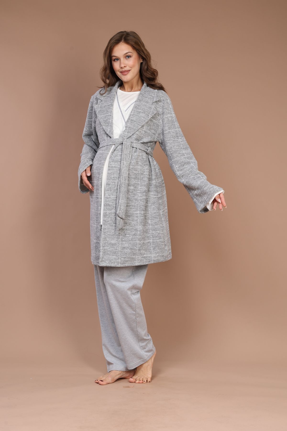 Hamile Tekstil-Gray Winter Plaid Maternity Pajamas Set with Dressing Gown 3