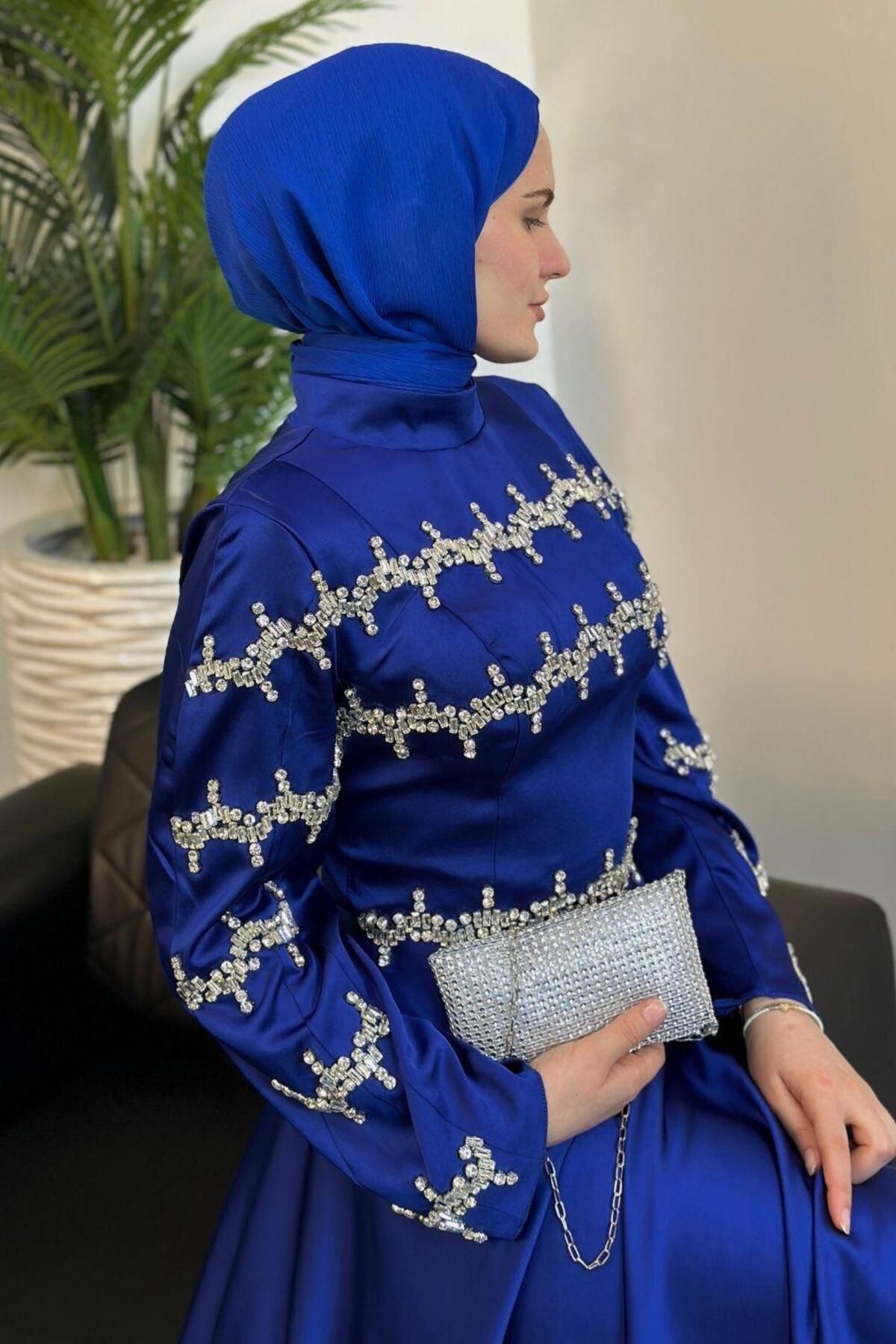 لباس شب پوشیده آبی زنانه عصرانه ساکس اورجینال MERVEN AKYÜZ
