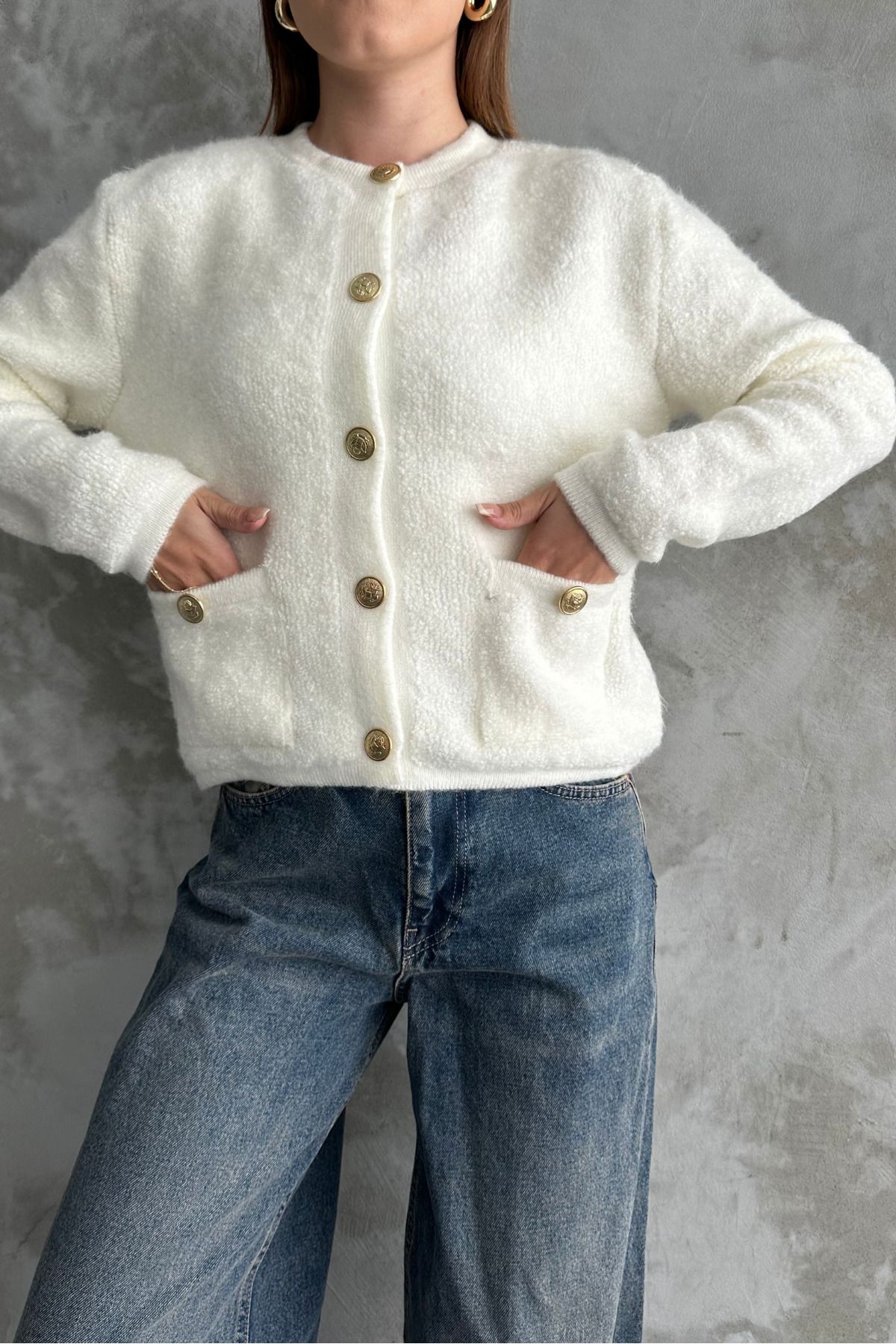 macharel jeans-Ecru Curl Knitted Buttoned Sweater Cardigan with Pockets 3