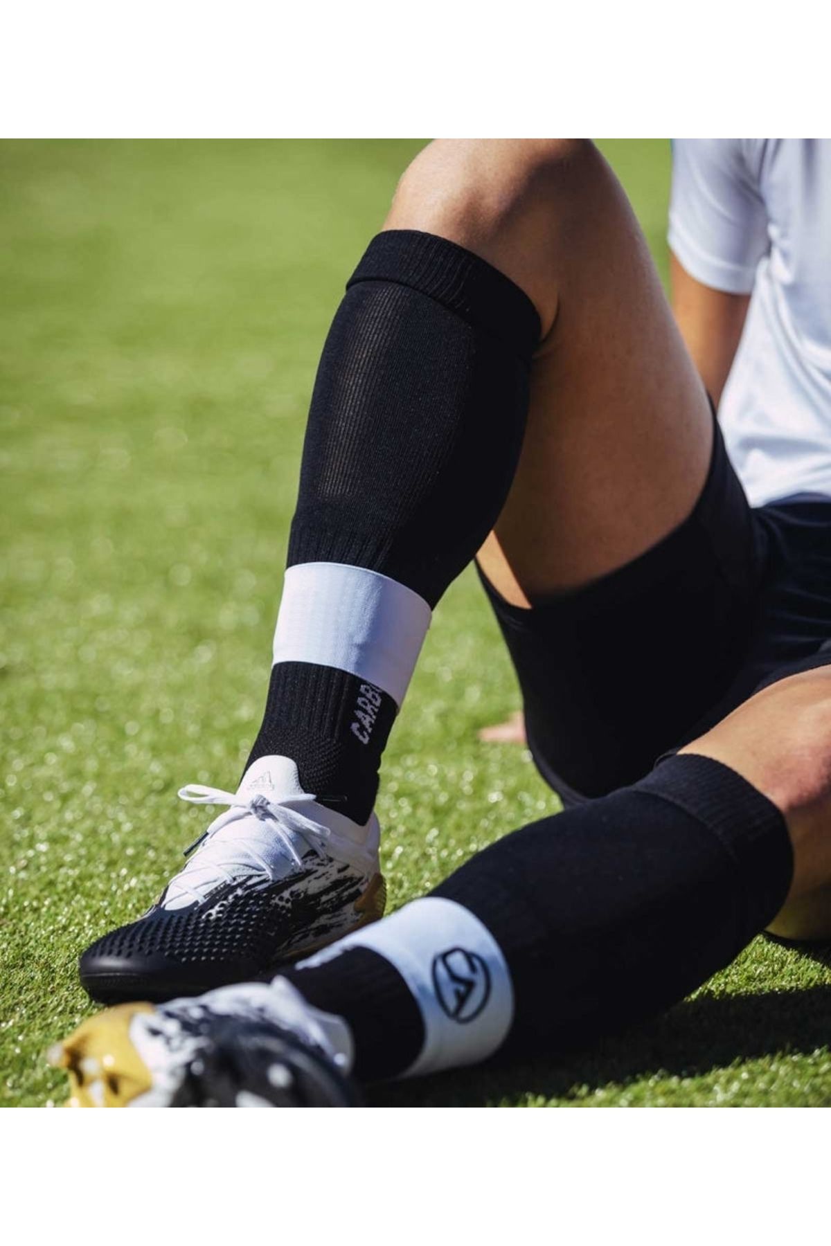 Boldy-Set of 2 Shin Guards - Elastic Strap and Fixing Band 3