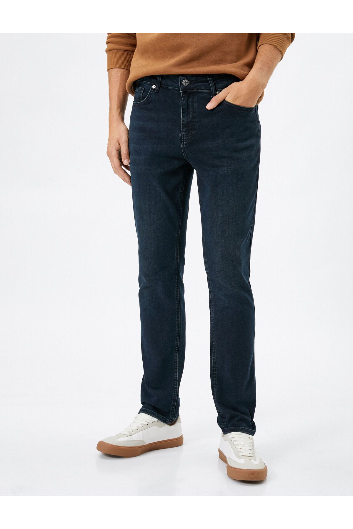 complete the look image