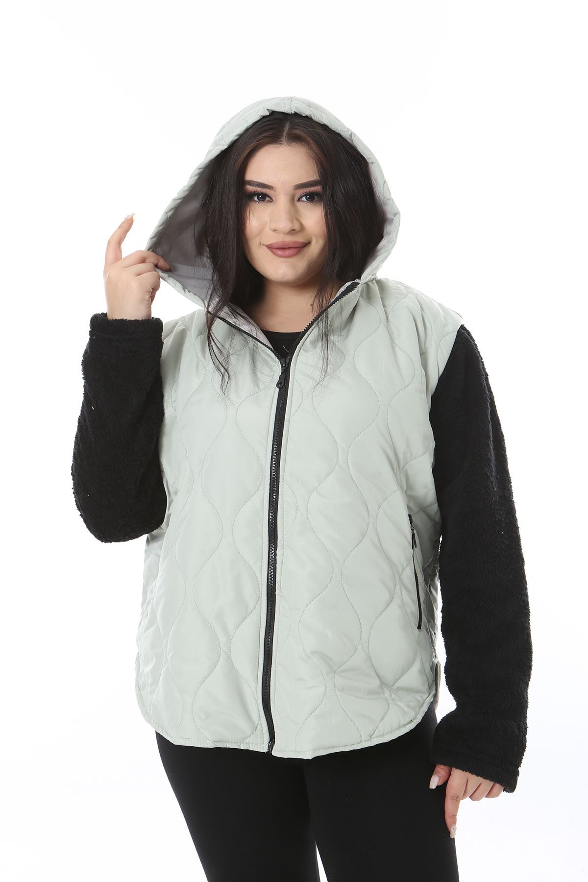 Şans-Women's Plus Size Gray Zipper and Hooded Sleeves Plush Coat 65N38494 3