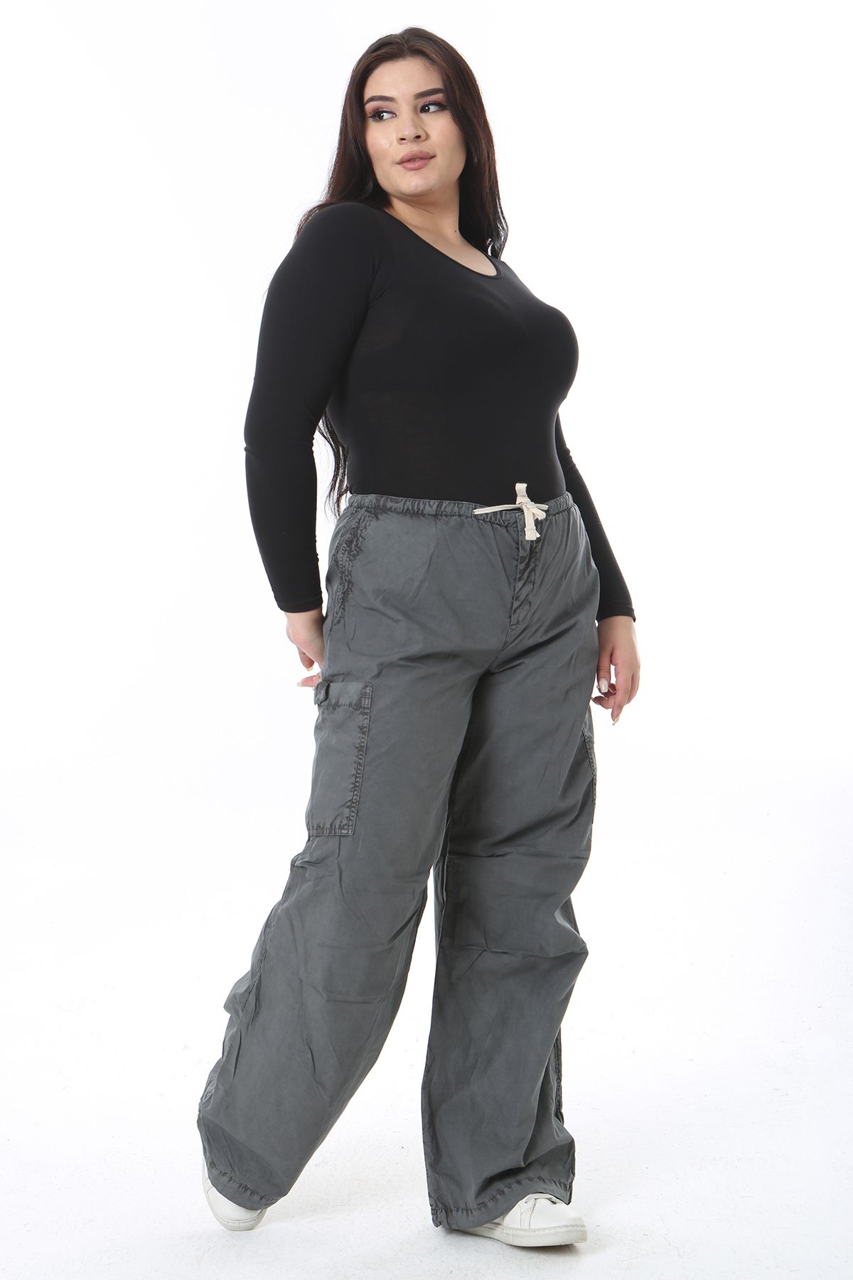 Şans-Women's Plus Size Gray Cargo Pocket Waist Lace-Up Sports Pants 65N38551 1