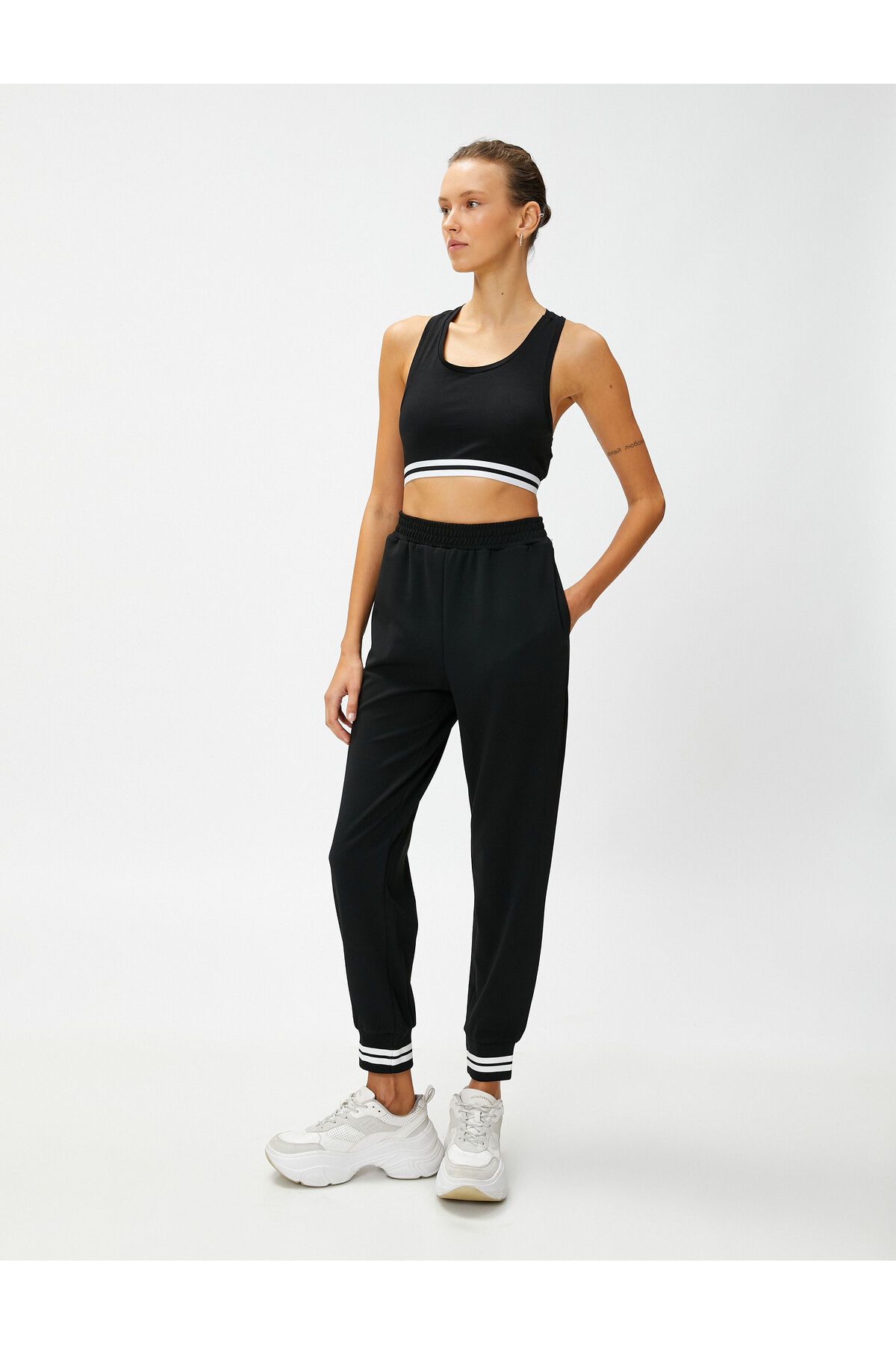 Koton Pantaloni De Sport Jogger Cu Detaliu Garni Femeie - S
