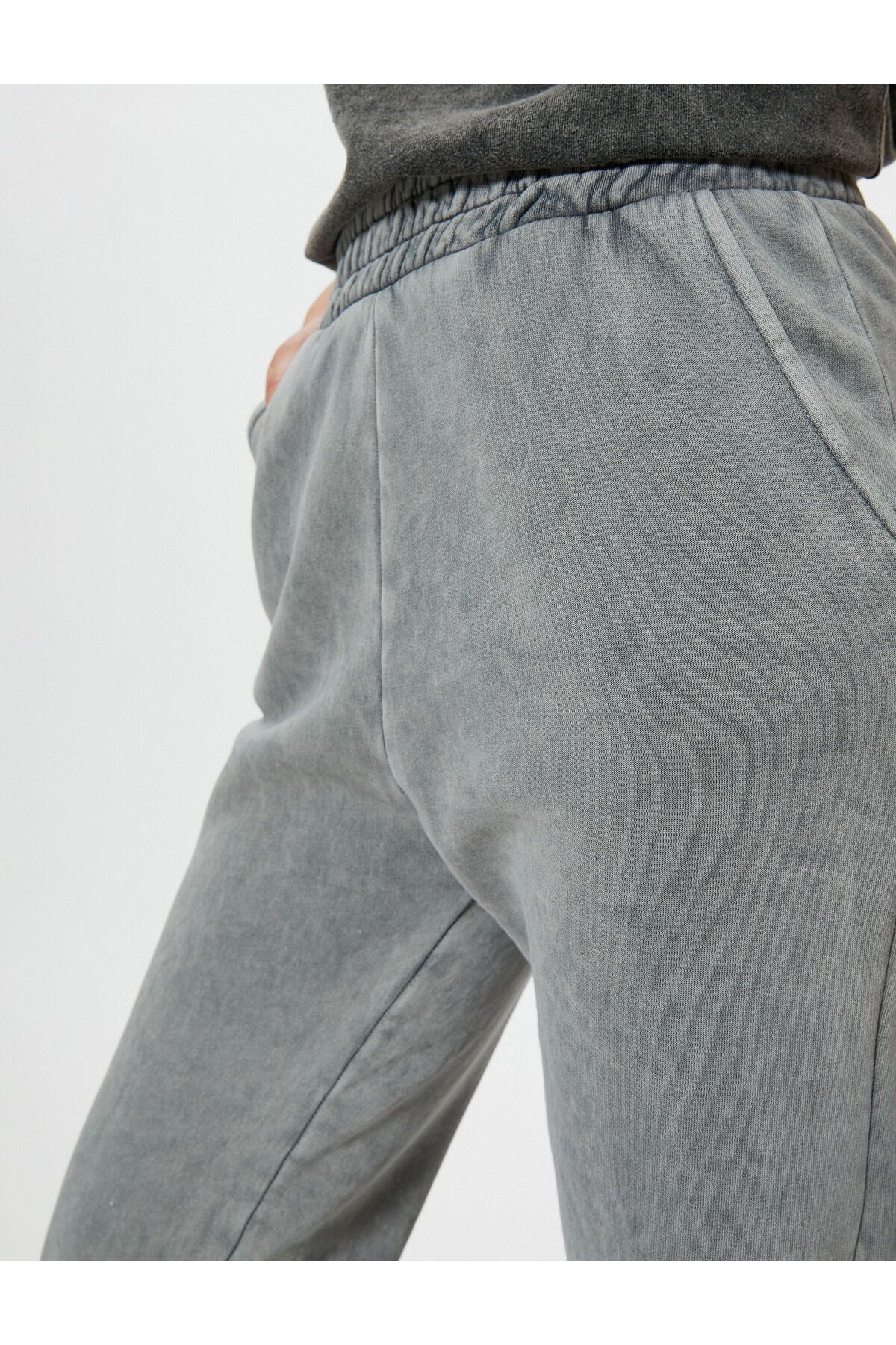 Koton-Relaxed Fit - Raster Jogger Sweatpants with Elastic Waist and Pockets 5