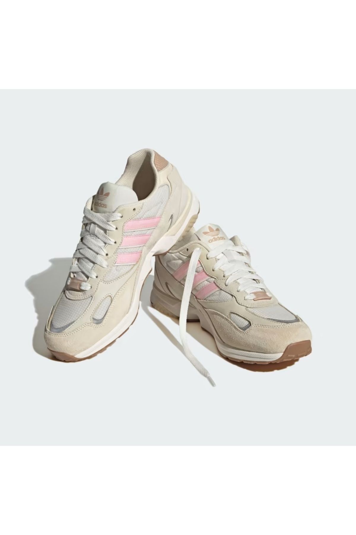 اسنیکر صورتی زنانه کفش ورزشی فوق العاده کربن IE4212 adidas