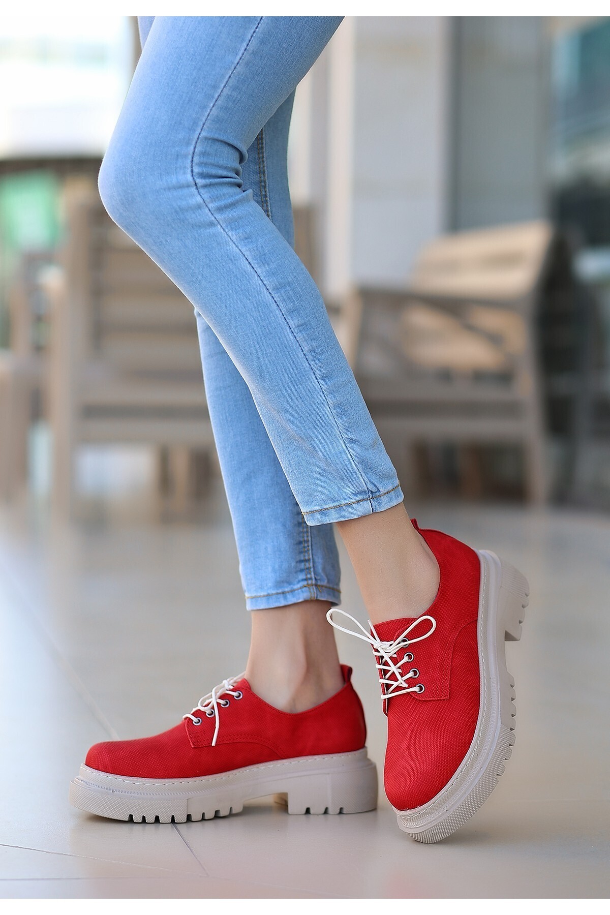 Teri Kırmızı Cilt Desenli Bağcıklı Ayakkabı