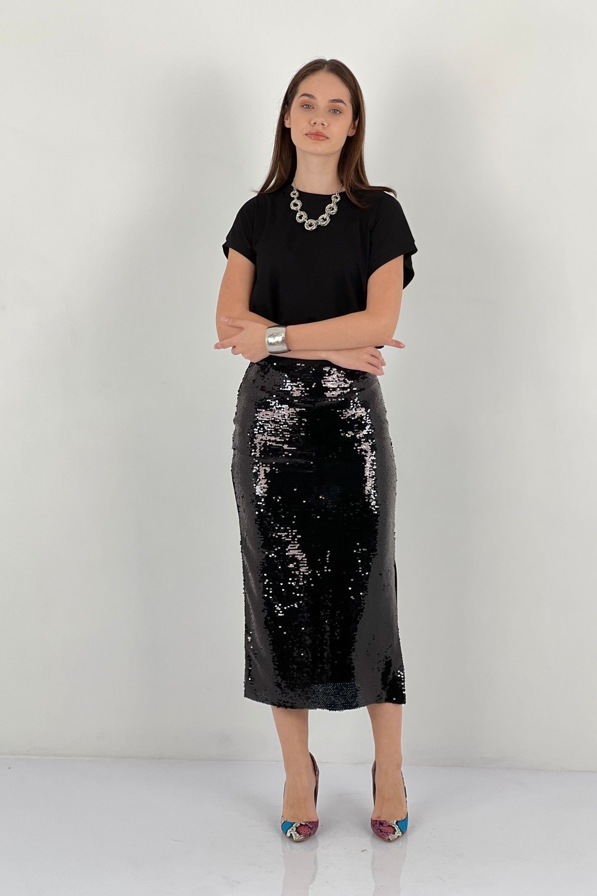 Miss Poem-Women's Long Slit Detailed Black Sequined Skirt 2