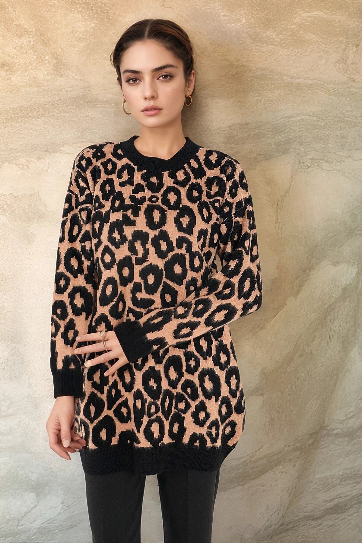 FOXY Freaky Collection-Leopard Patterned Sweater 4